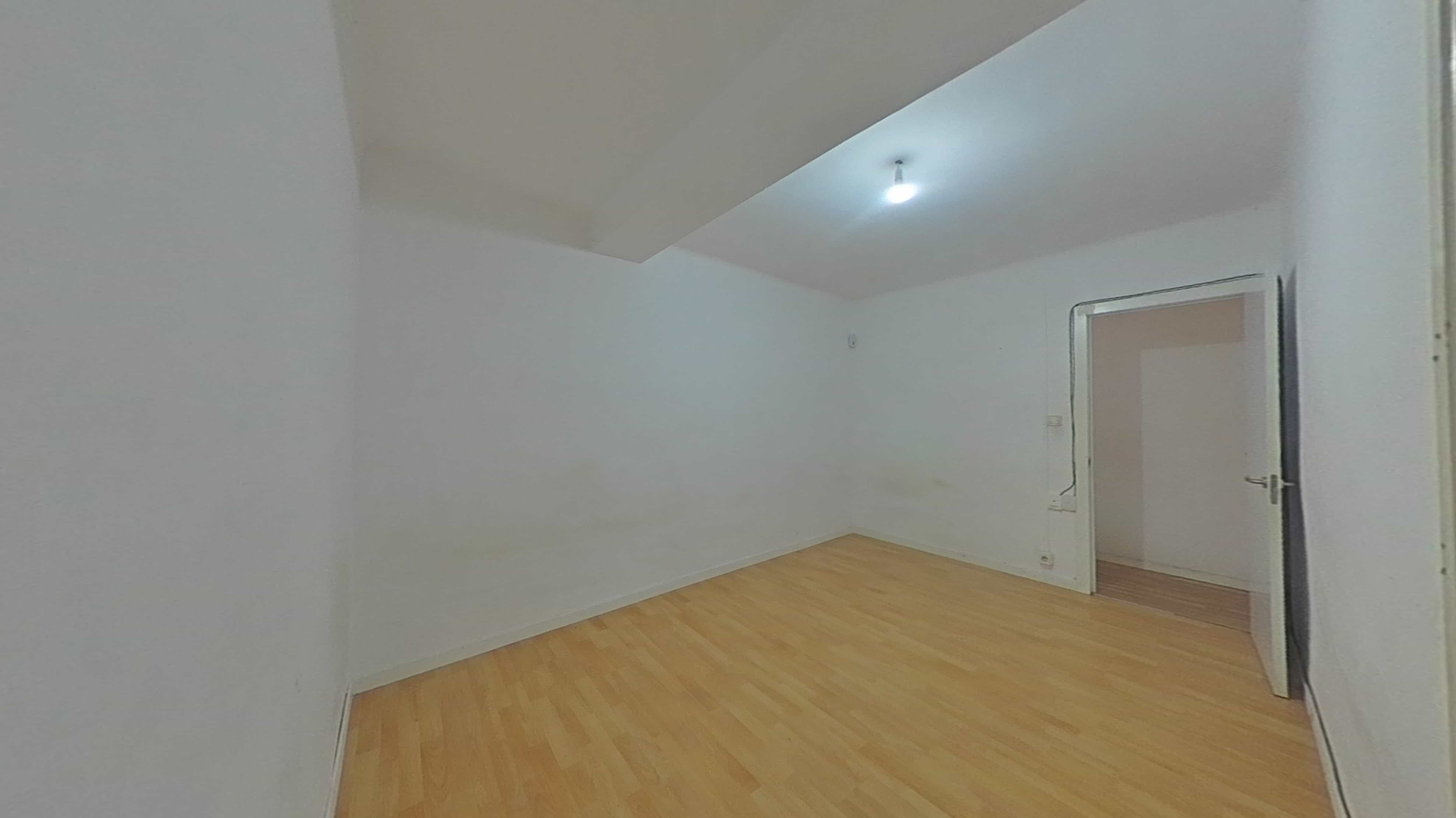 Piso en venta en calle Nuria