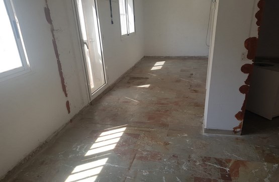 Commercial premises for sale in avda Santa Coloma 26-30
