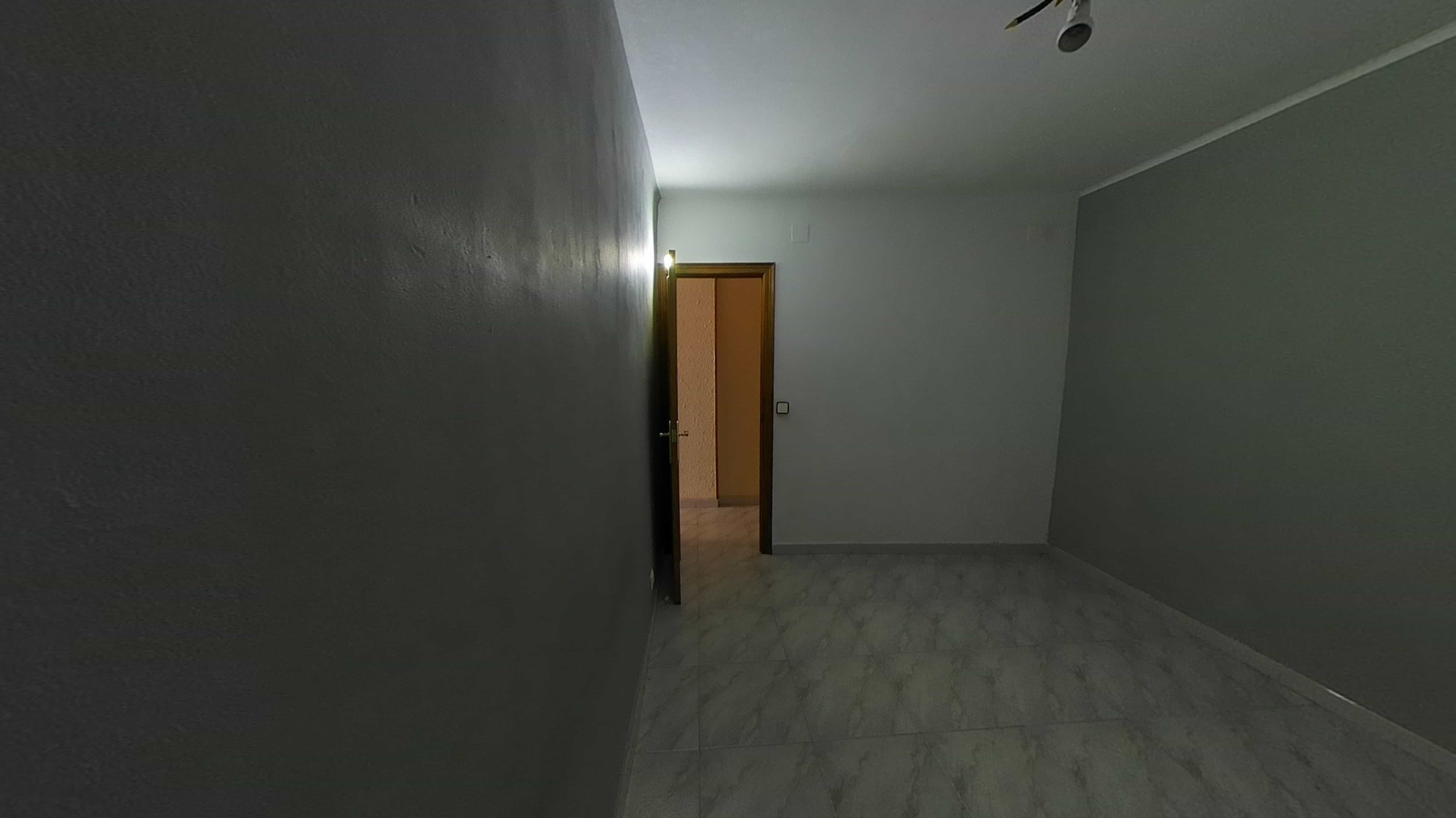 Flat for sale in calle Burriac