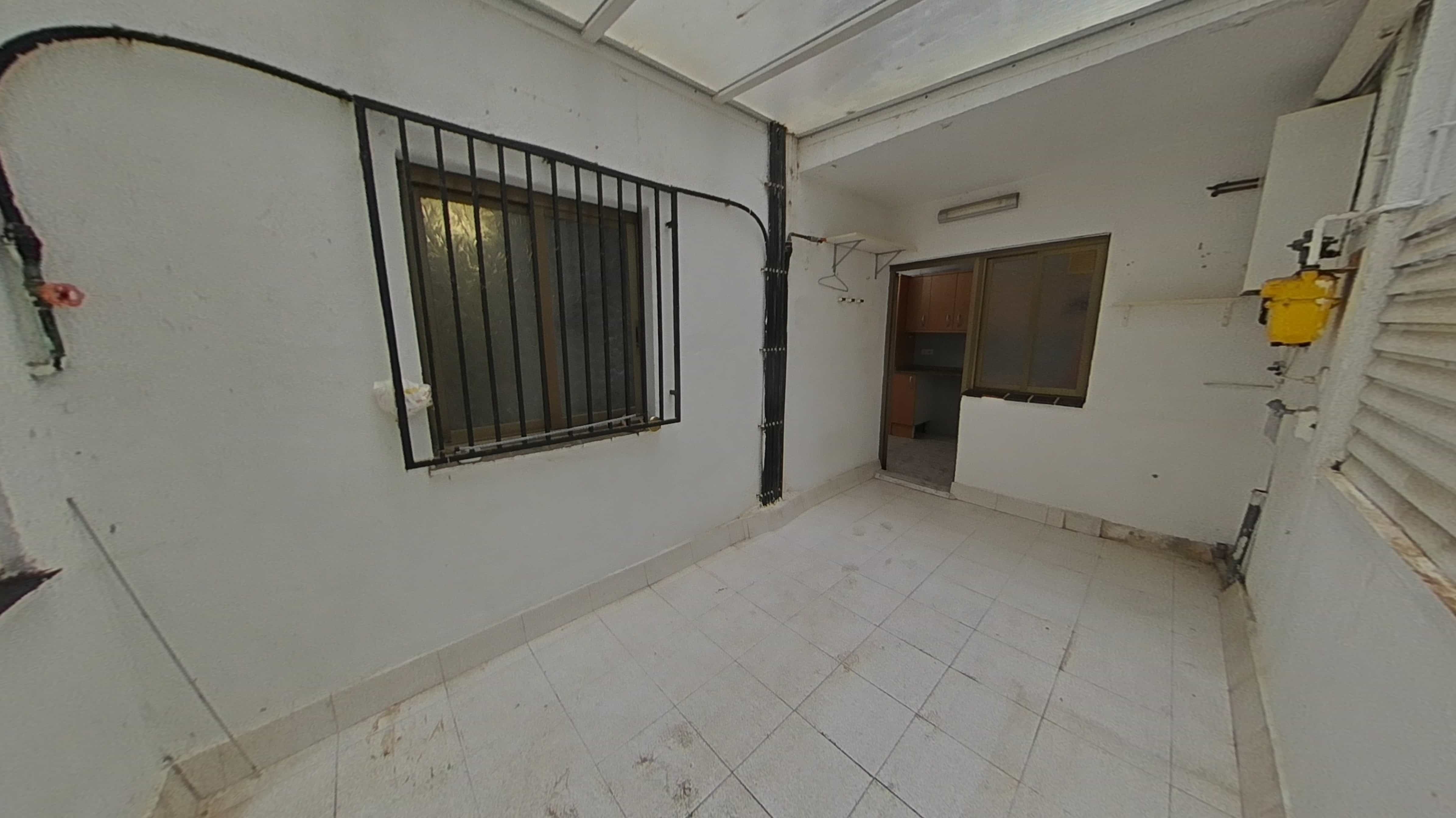 Flat for sale in calle Lluis Companys