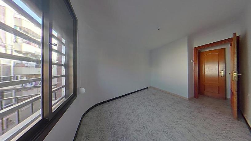 Piso en venta en calle Democracia