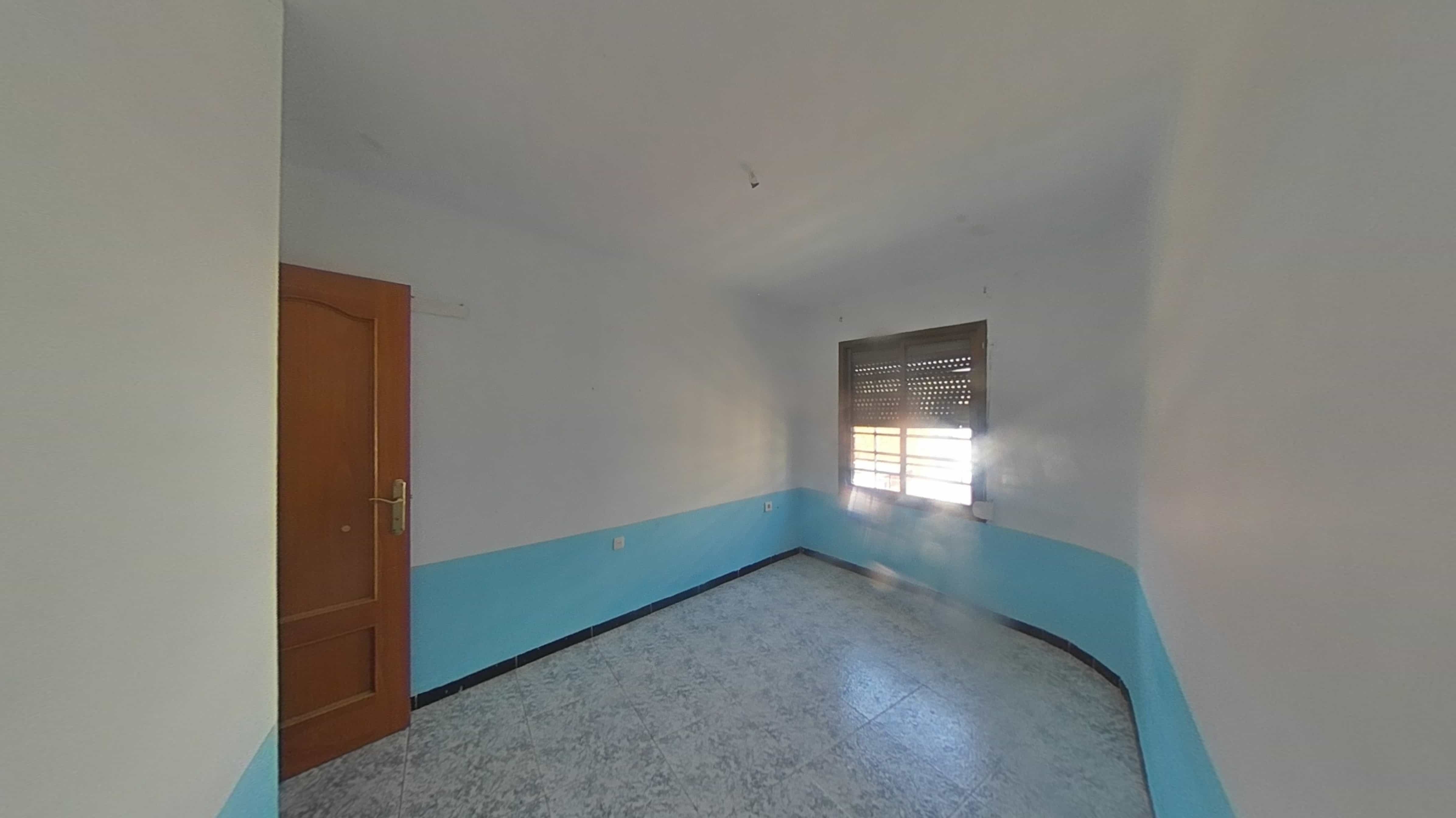 Flat for sale in calle Democracia