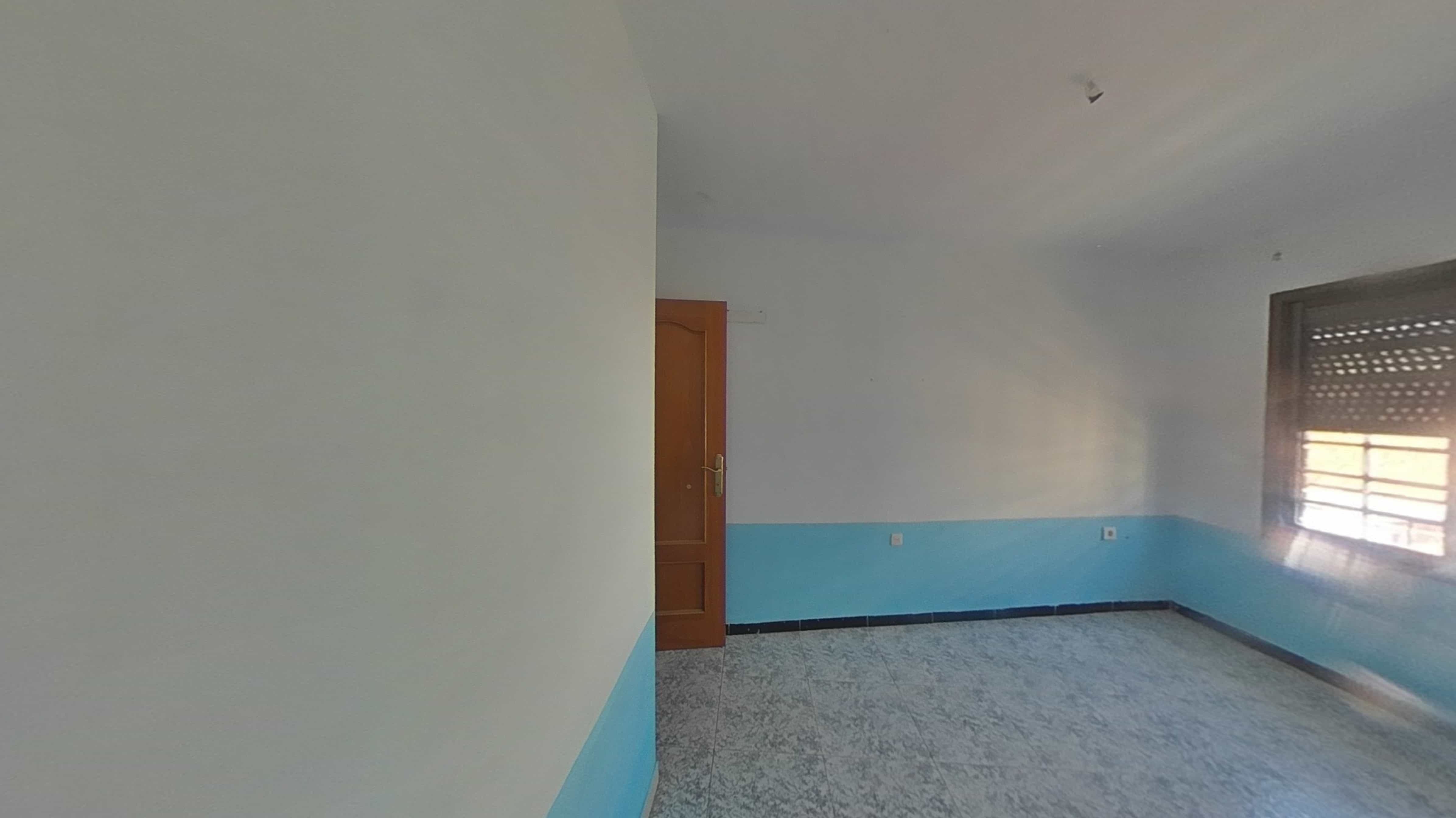 Flat for sale in calle Democracia