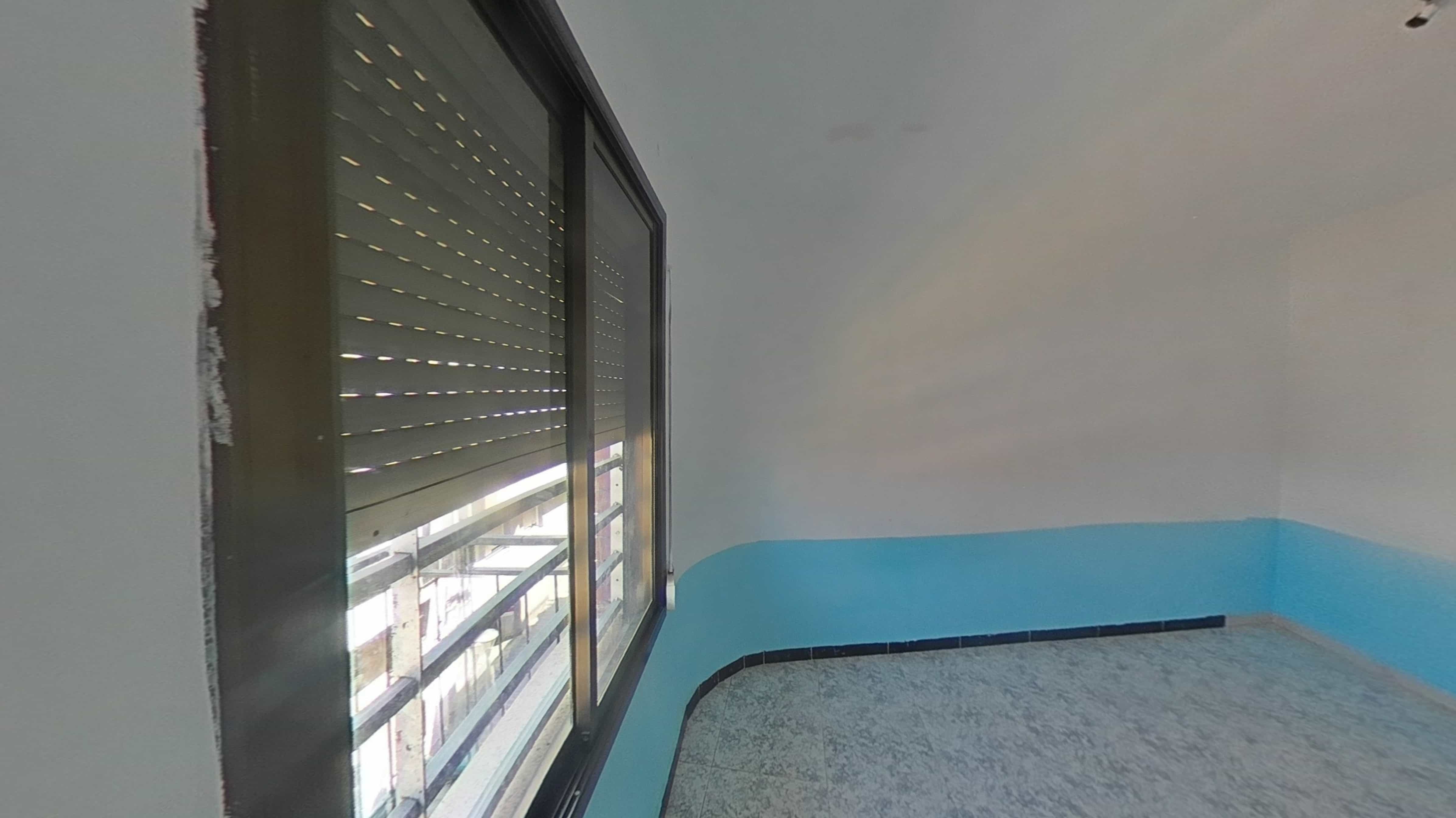 Flat for sale in calle Democracia