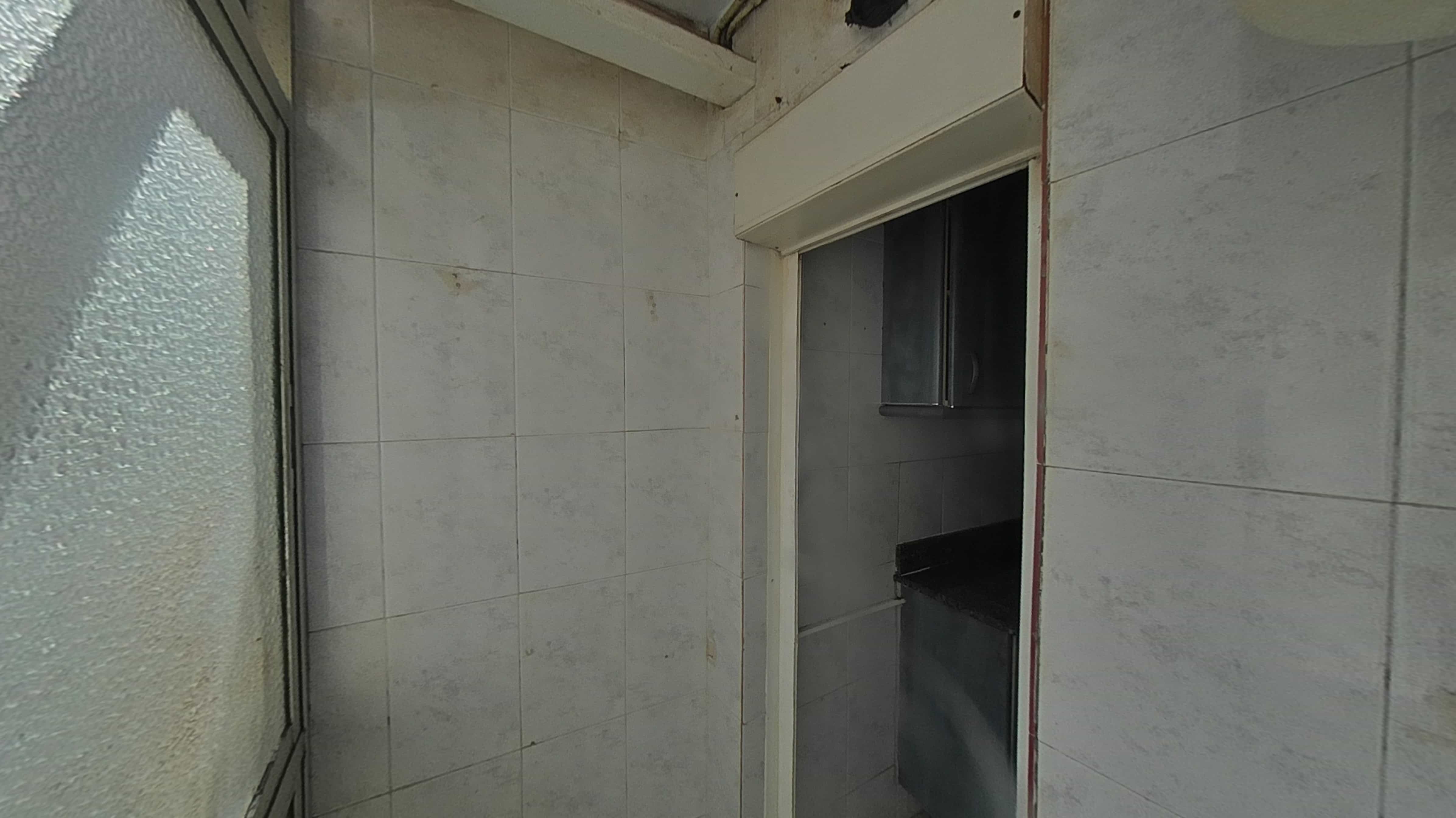 Flat for sale in calle Democracia
