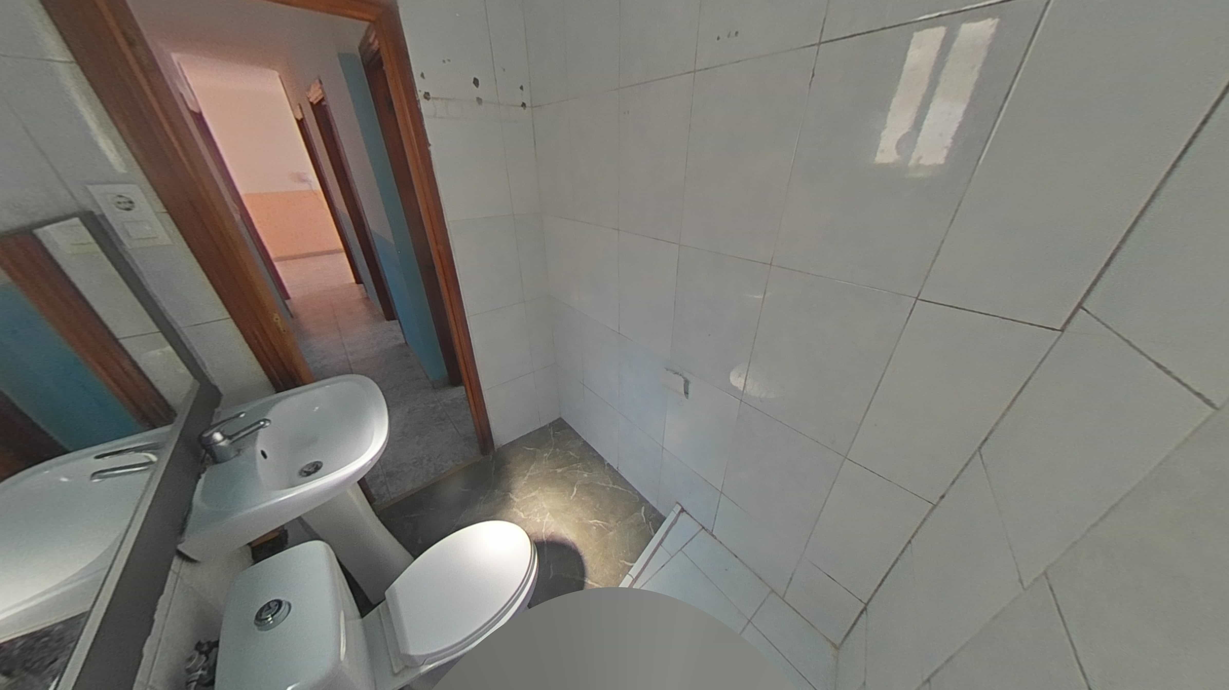 Flat for sale in calle Democracia