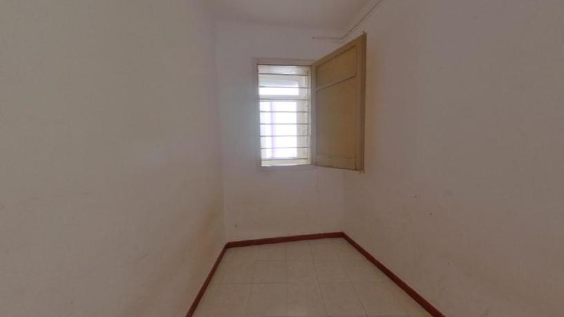 Piso en venta en calle Rafael Capdevila