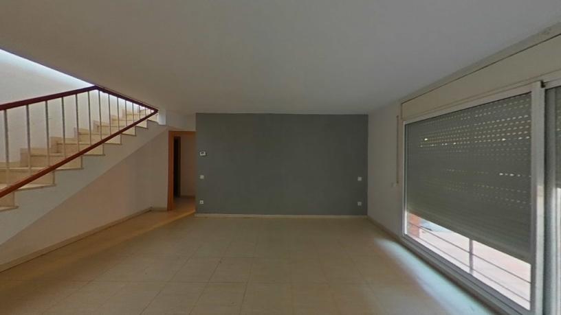 Chalet adosado en venta en calle Jordi Rubio I Balaguer de