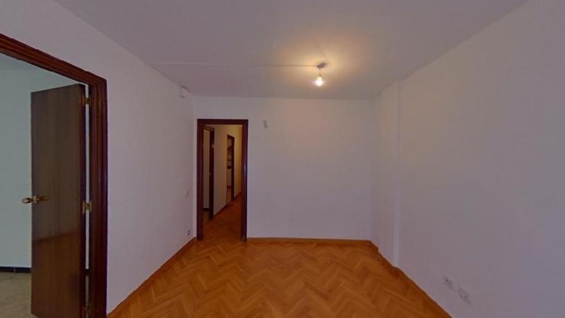 Flat for sale in calle Pujos de