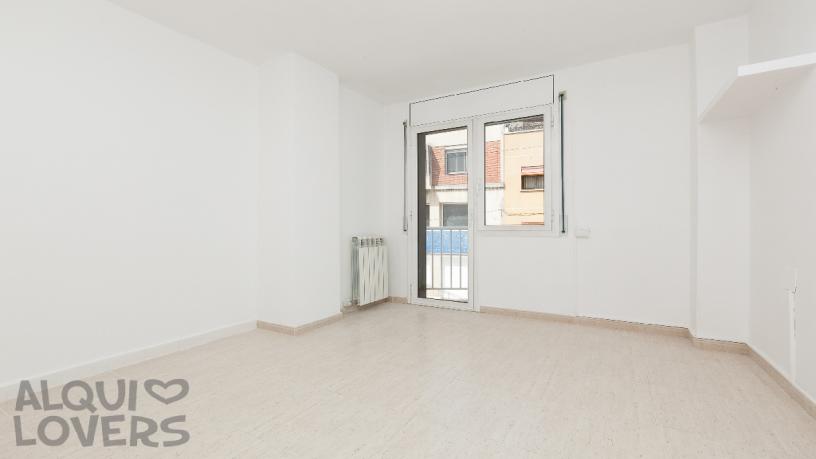 Piso en venta en calle Montserrat