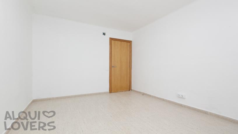 Piso en venta en calle Montserrat