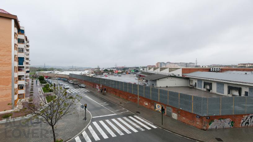 Piso en venta en calle Pamplona