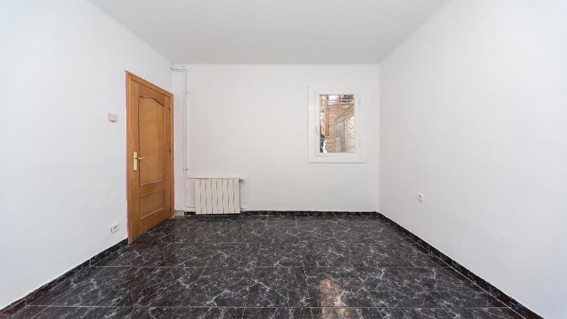 Flat for sale in calle Enric Morera