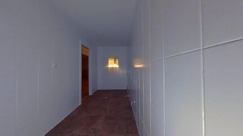 Chalet adosado en venta en calle Jota