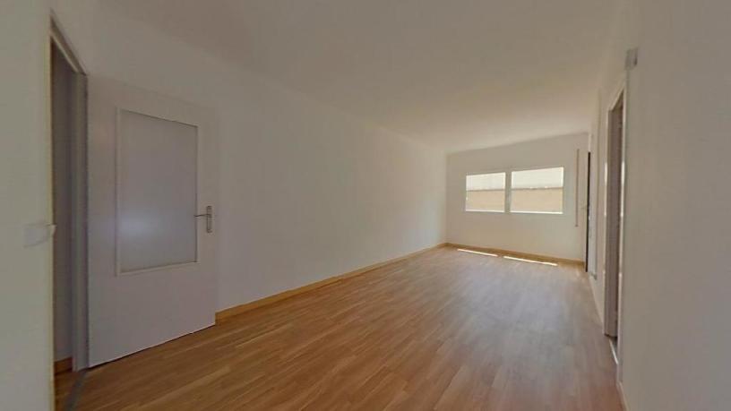 Chalet adosado en venta en calle Jota