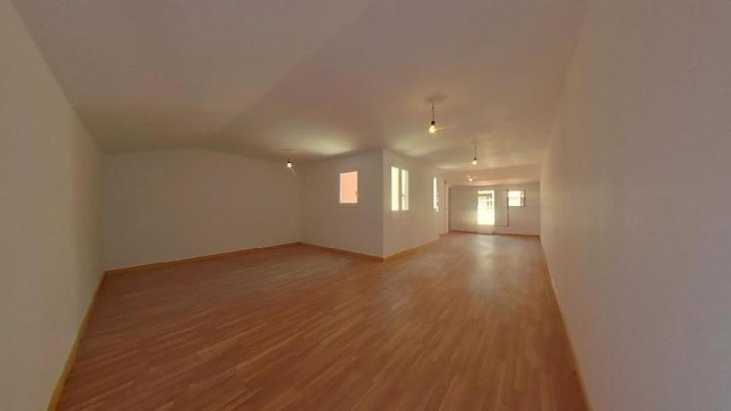 Chalet adosado en venta en calle Jota