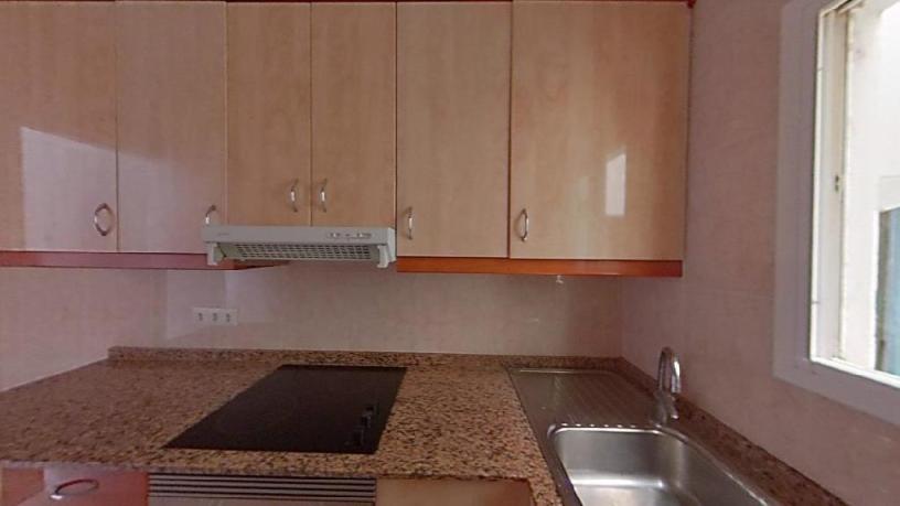 Flat for sale in calle Llobregat del