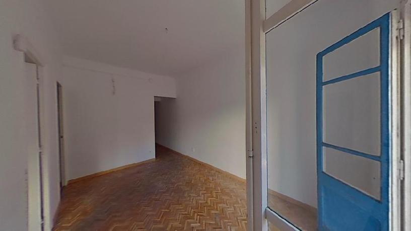 Flat for sale in calle Llobregat del
