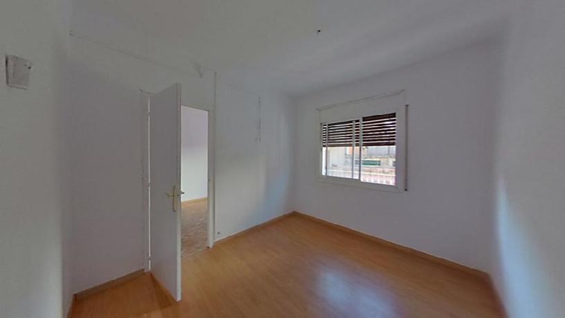 Flat for sale in calle Llobregat del