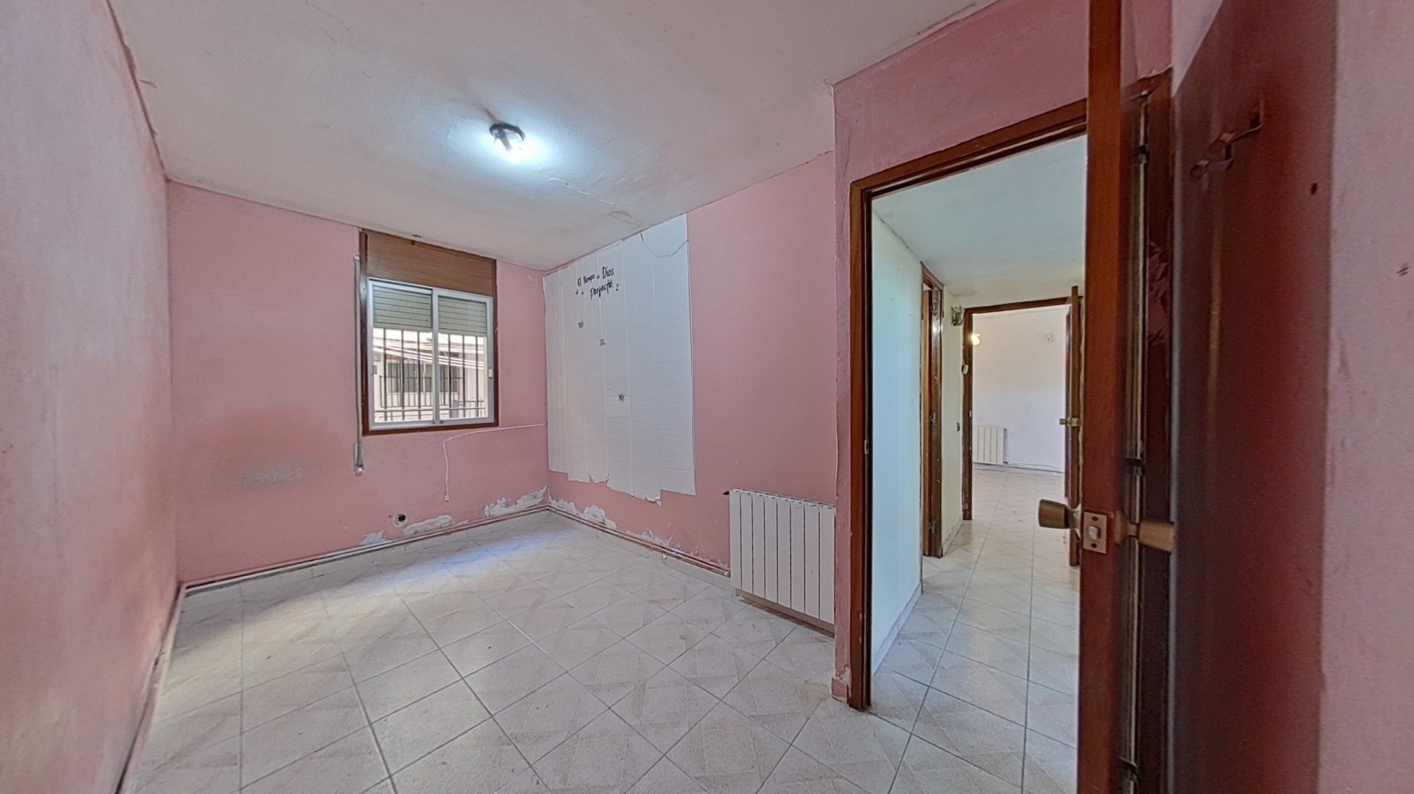 Piso en venta en calle Pedraforca