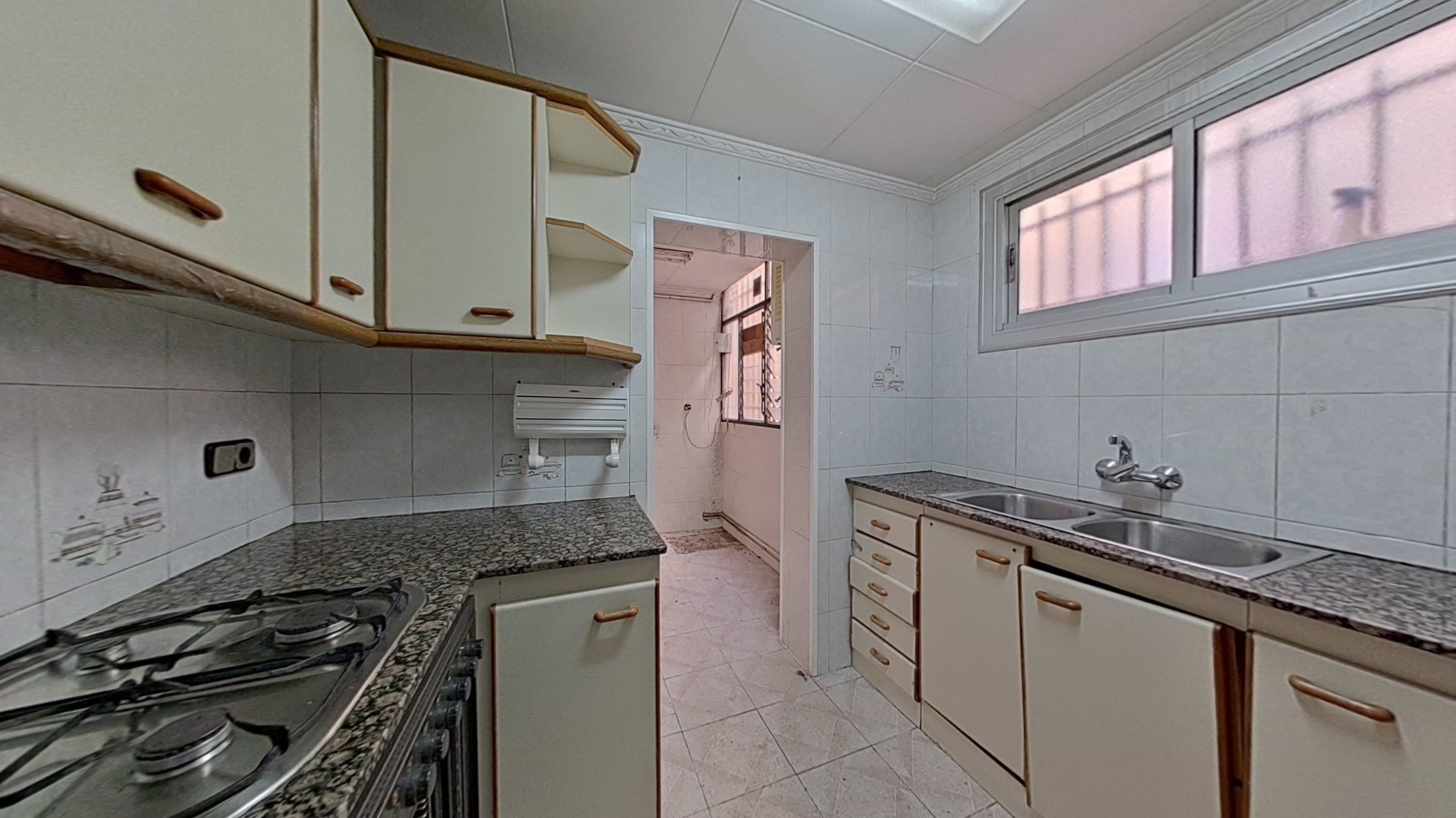 Piso en venta en calle Pedraforca