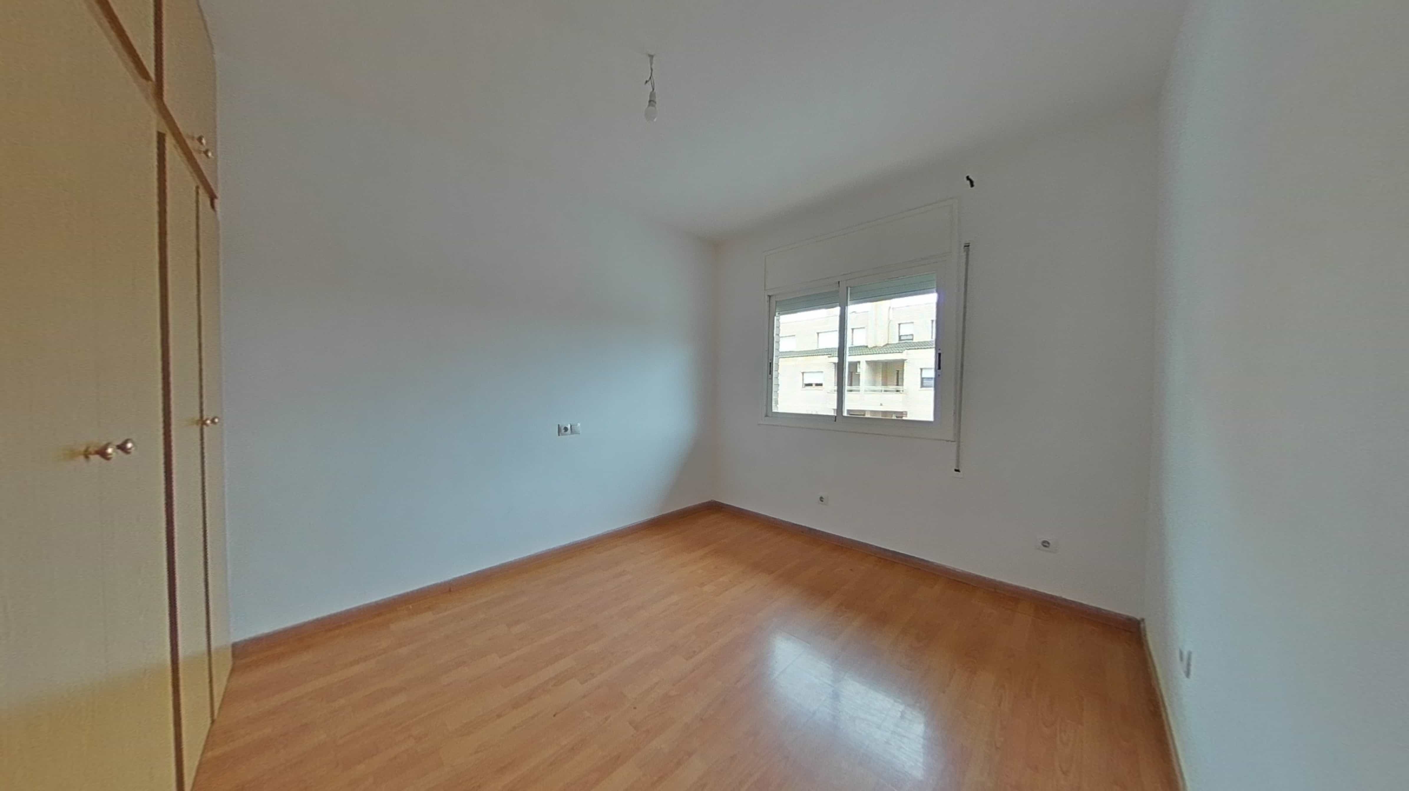 Flat for sale in plaza Riera