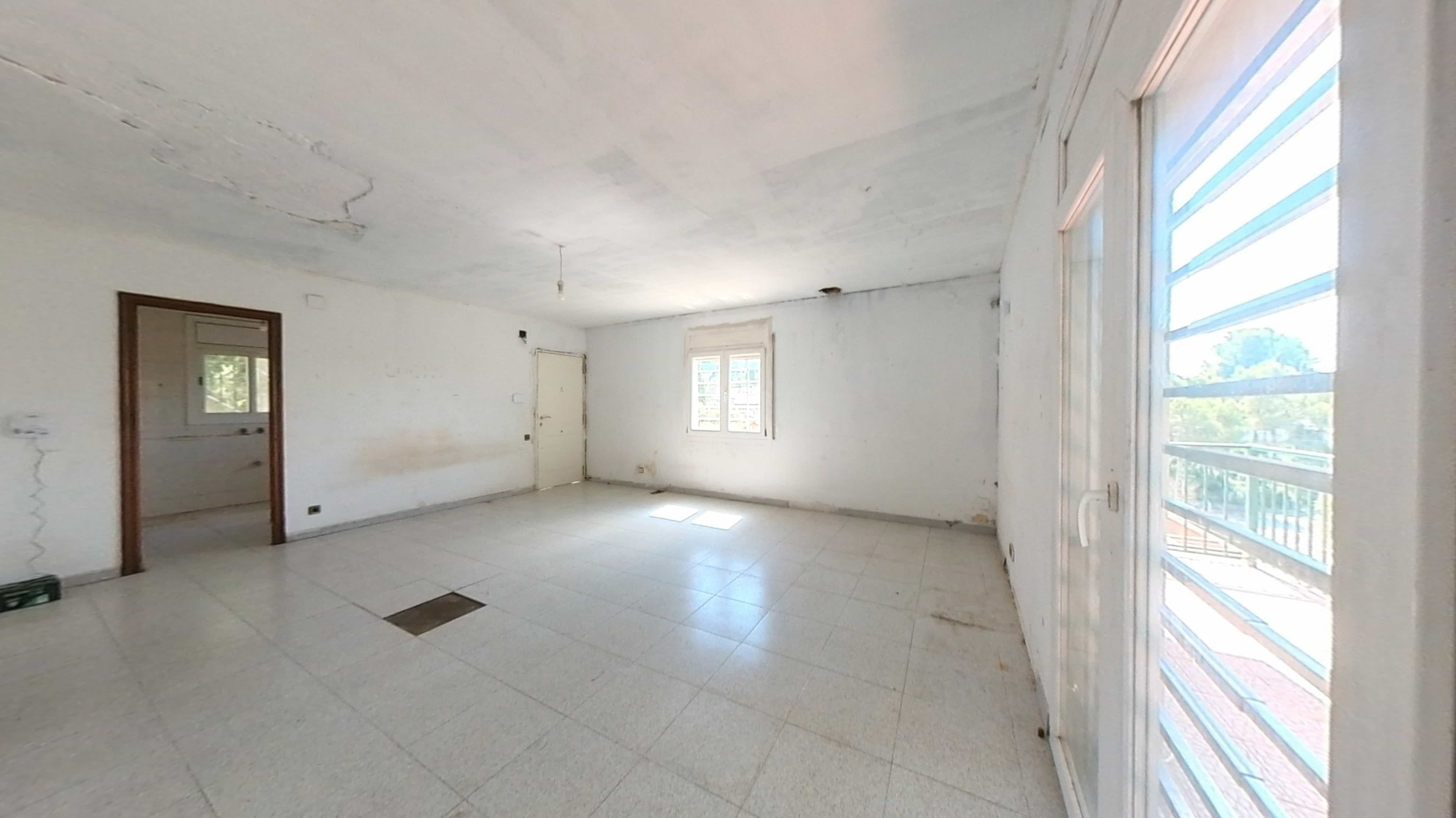  Maison mitoyenne à vendre à calle Diputacio