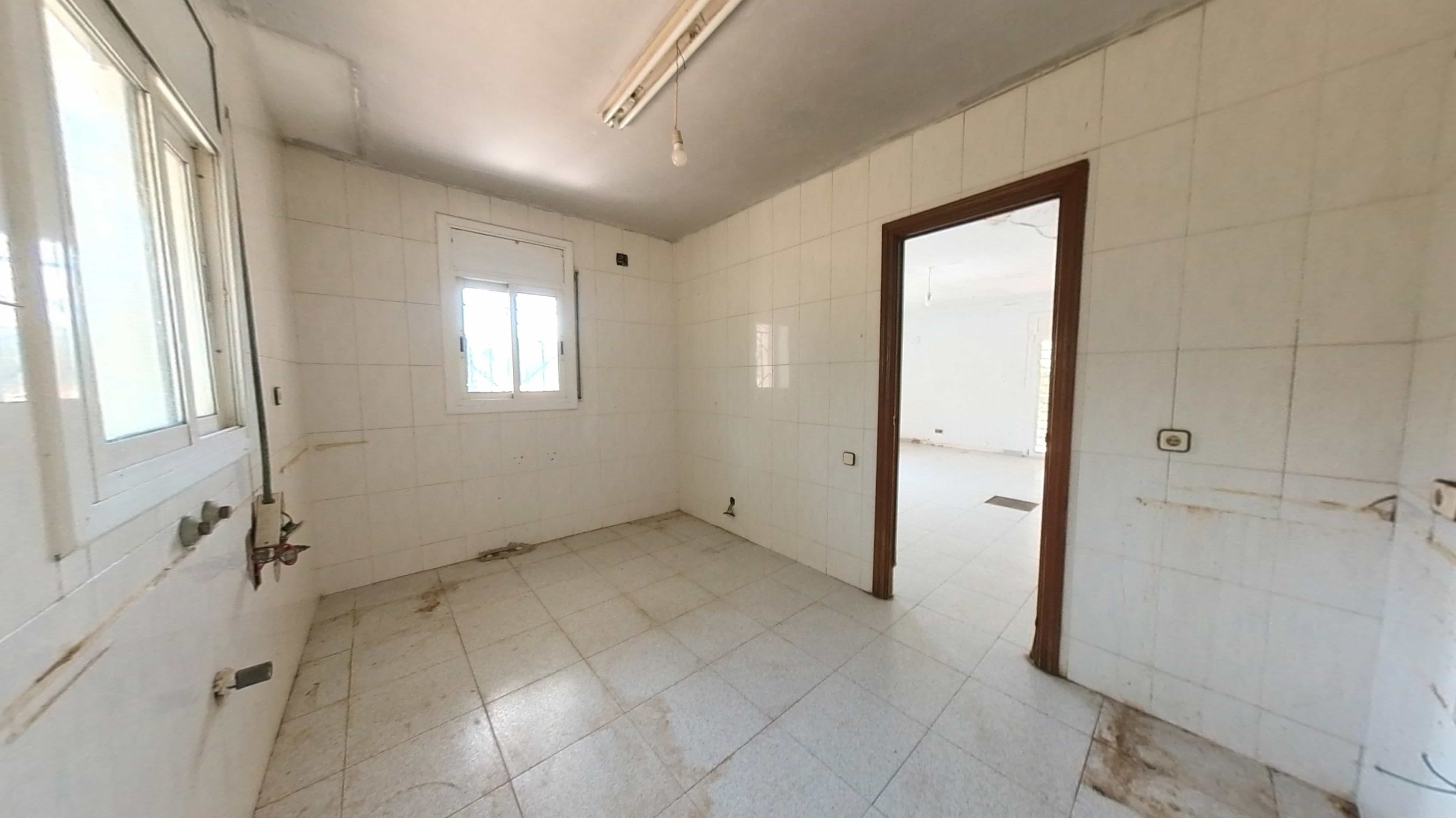  Maison mitoyenne à vendre à calle Diputacio