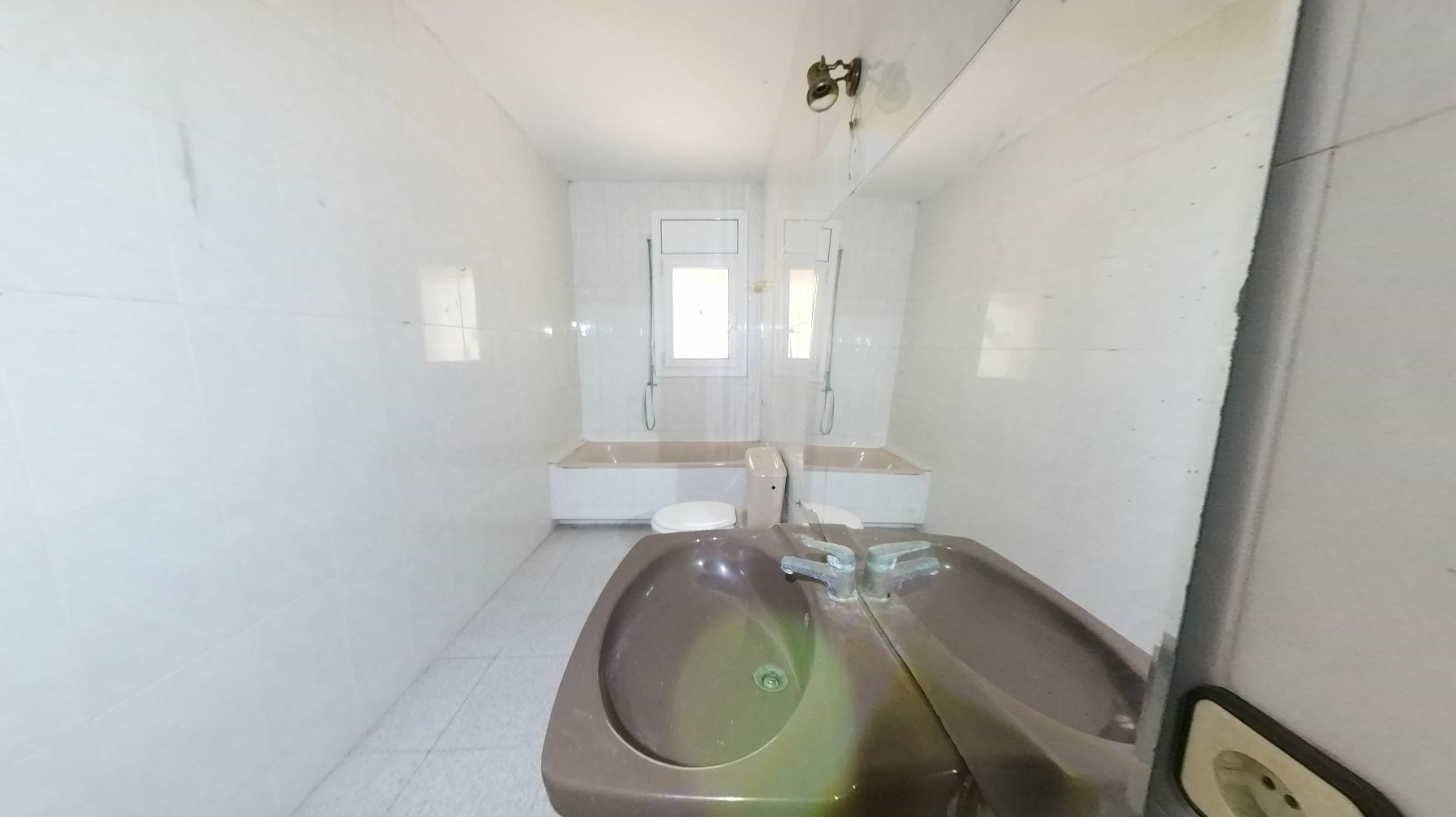  Maison mitoyenne à vendre à calle Diputacio