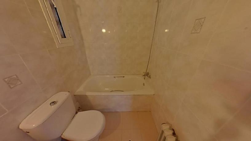 Chalet adosado en venta en calle Independencia