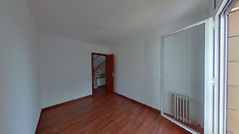 Chalet adosado en venta en calle Independencia
