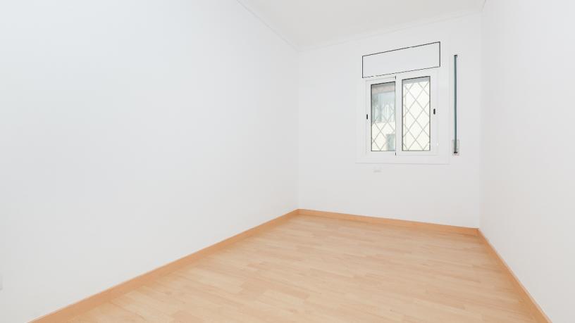 Piso en venta en psaje Llobateras