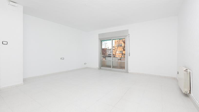 Piso en venta en autov Terrassa_de 345