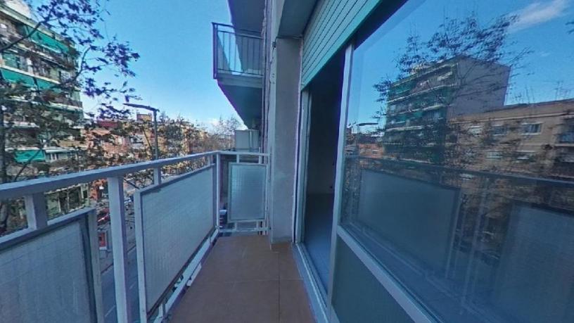 Piso en venta en autov Terrassa_de 345