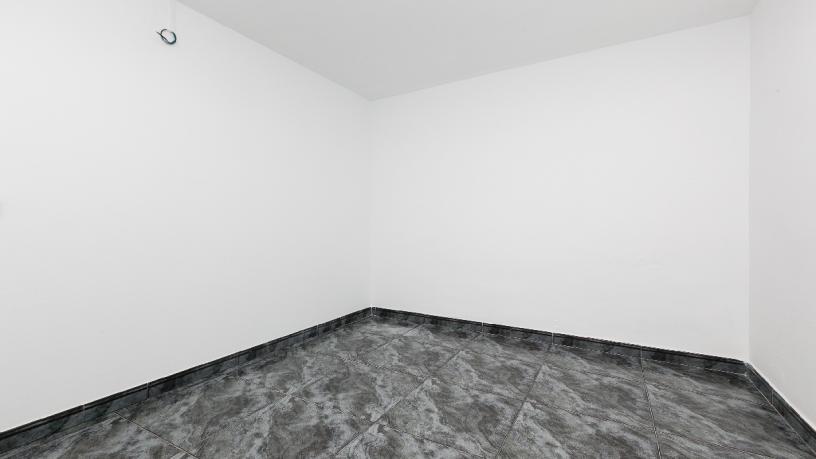 Chalet adosado en venta en calle Freser