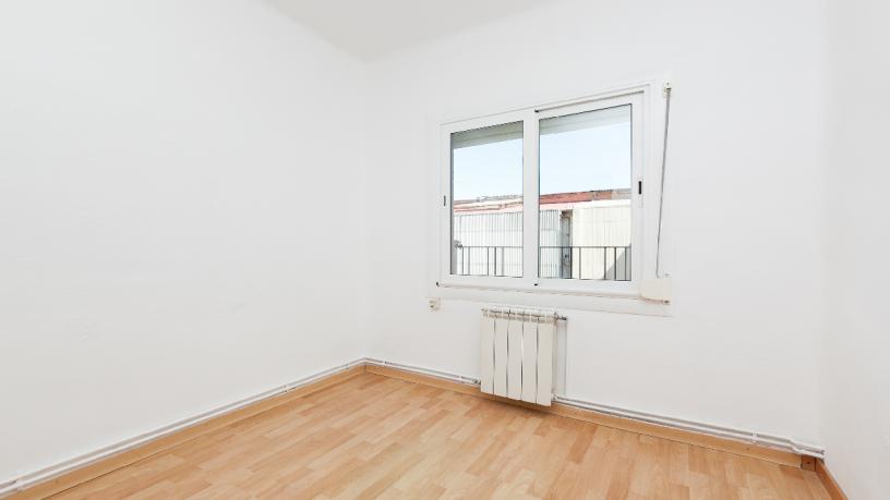 Piso en venta en psaje De Pere Serra