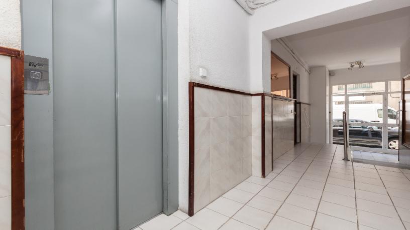 Piso en venta en psaje De Pere Serra