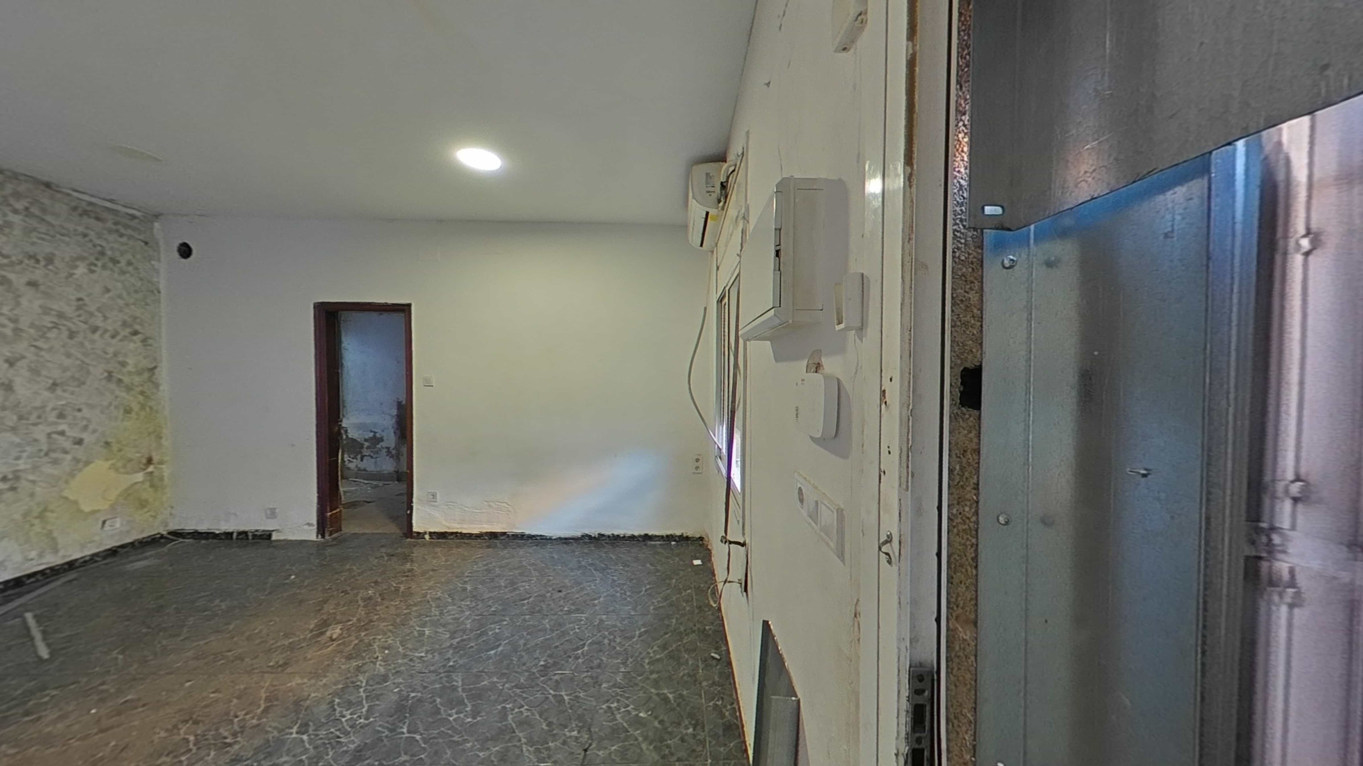 Chalet adosado en venta en calle Sagunt