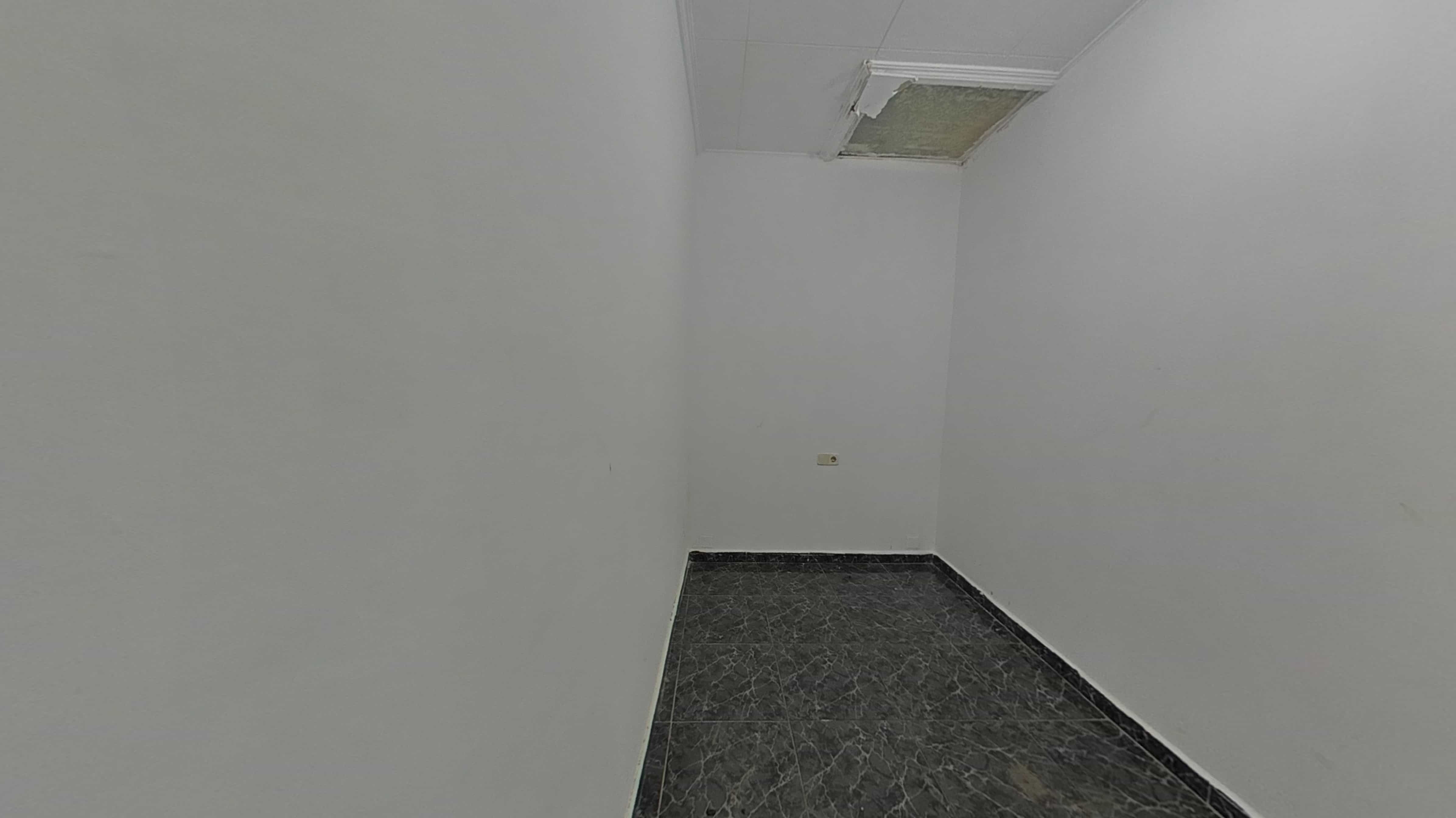 Chalet adosado en venta en calle Sagunt