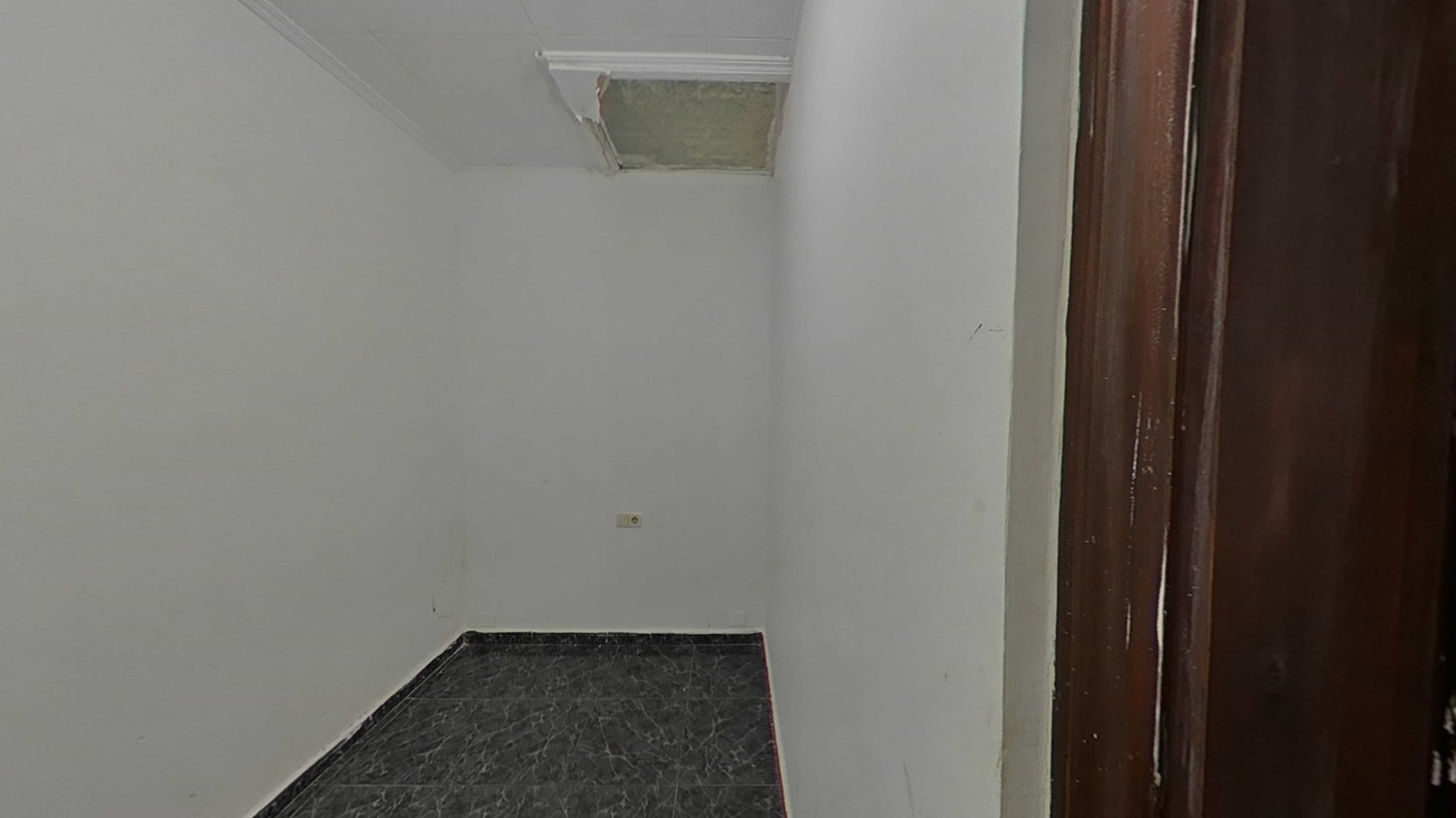 Chalet adosado en venta en calle Sagunt