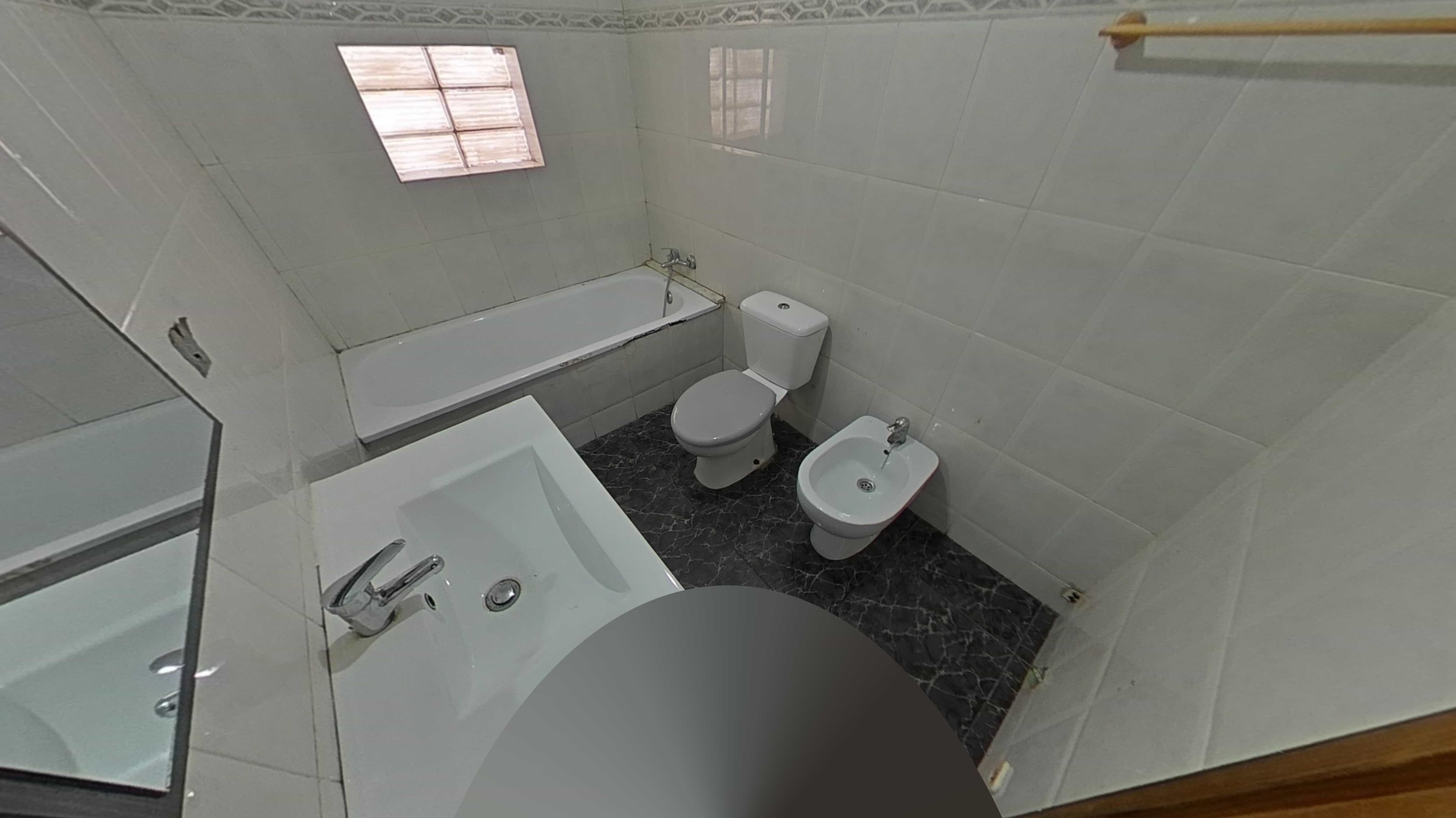 Chalet adosado en venta en calle Sagunt