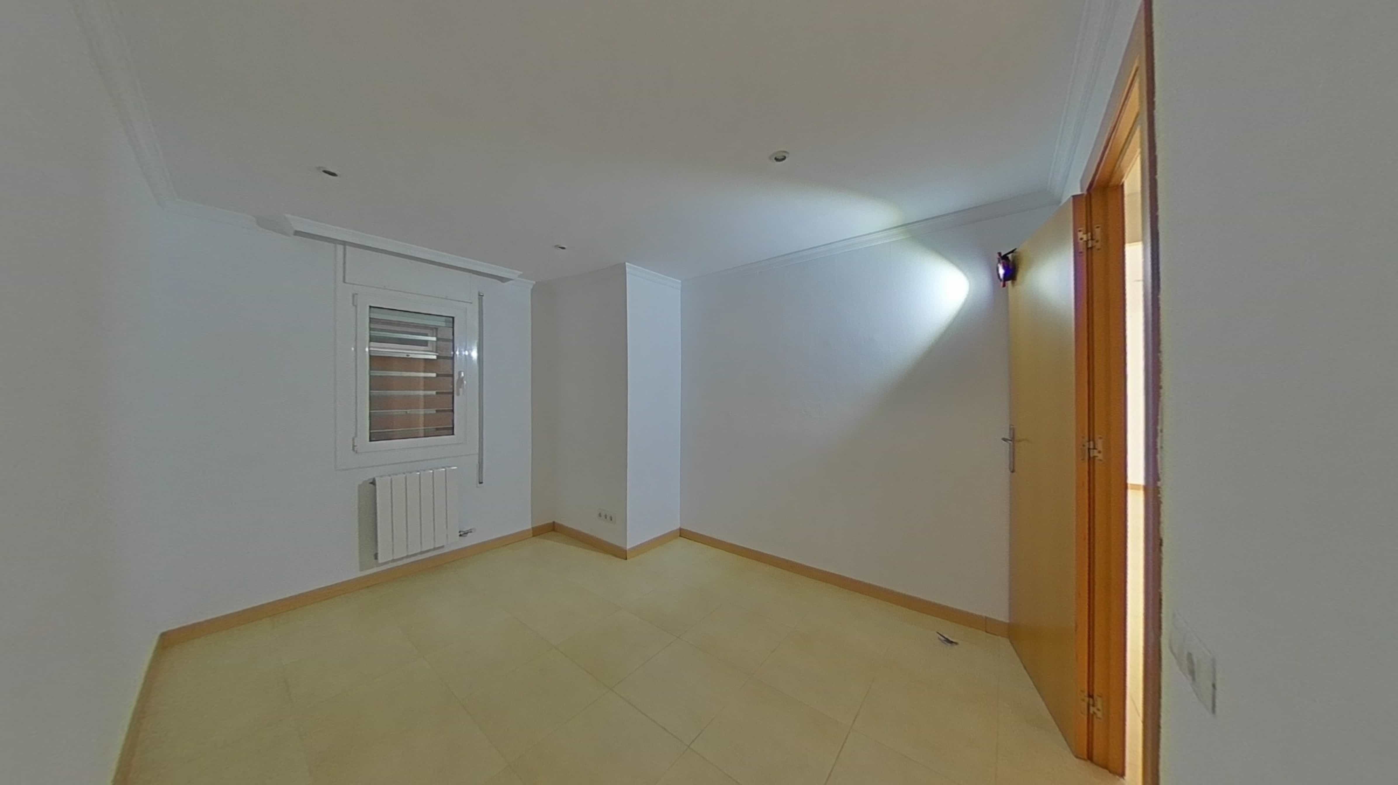 Flat for sale in avda Pau Casals