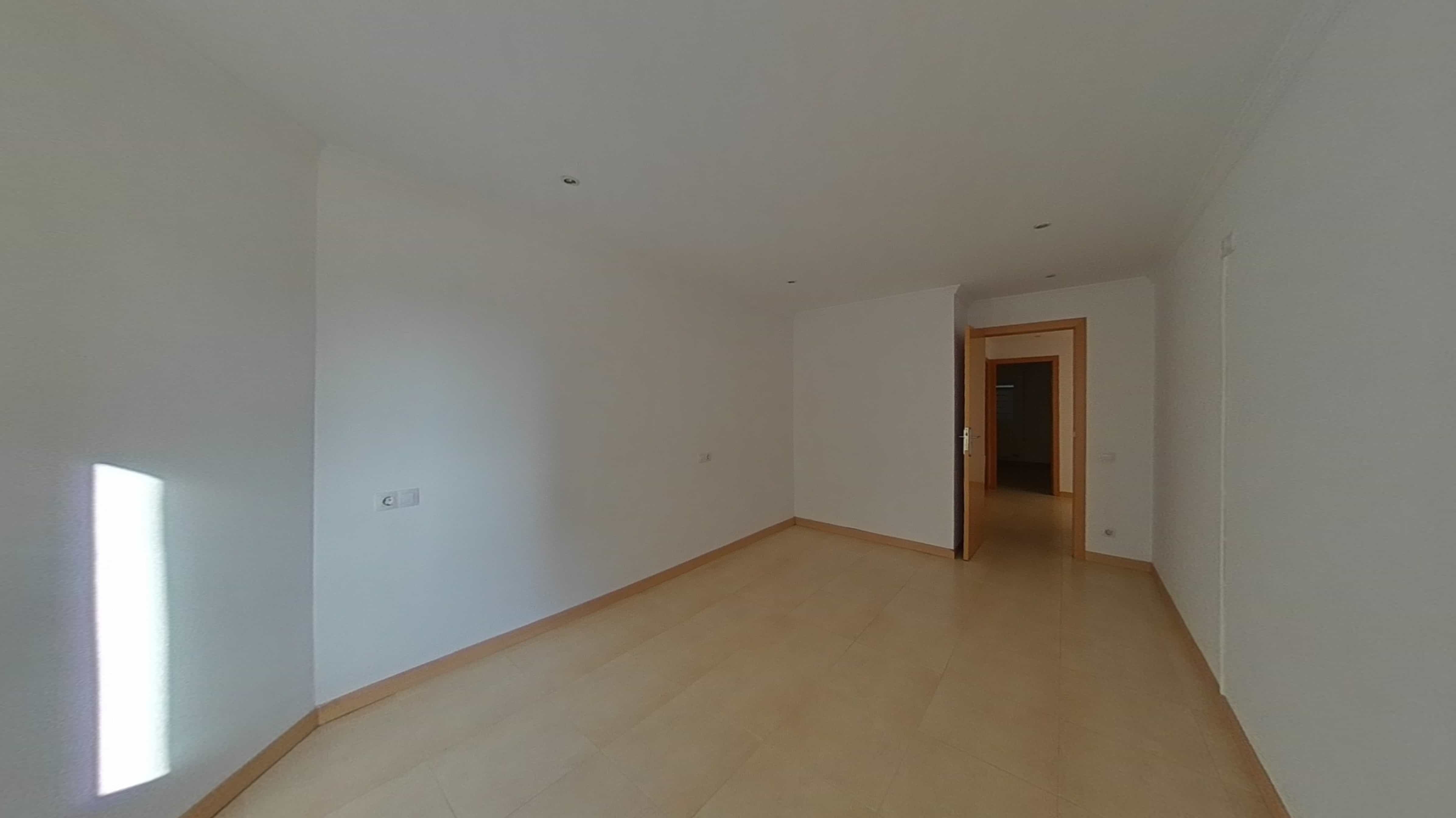 Flat for sale in avda Pau Casals