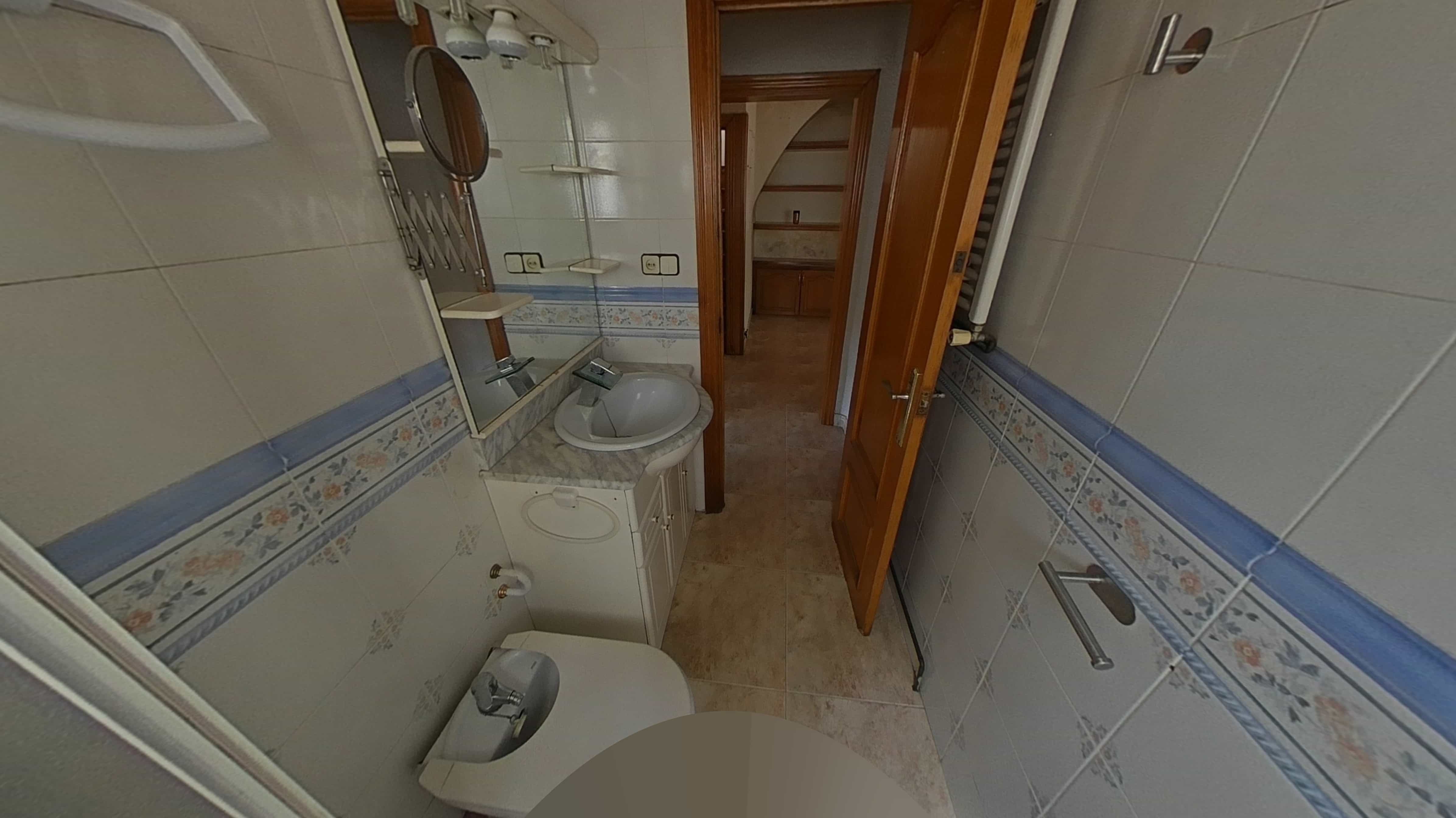 Townhouse for sale in avda Can Ribalta