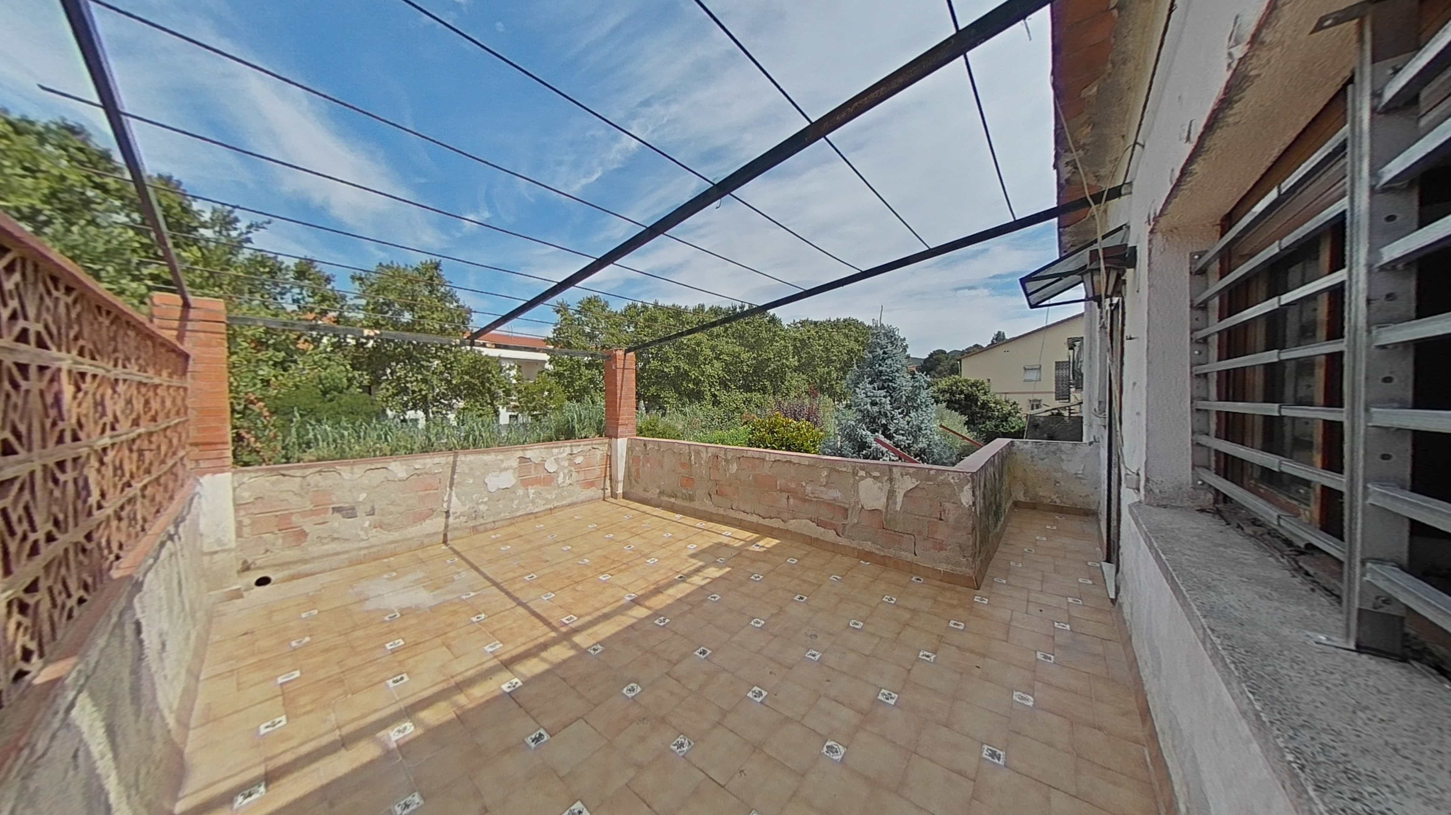 Townhouse for sale in avda Can Ribalta