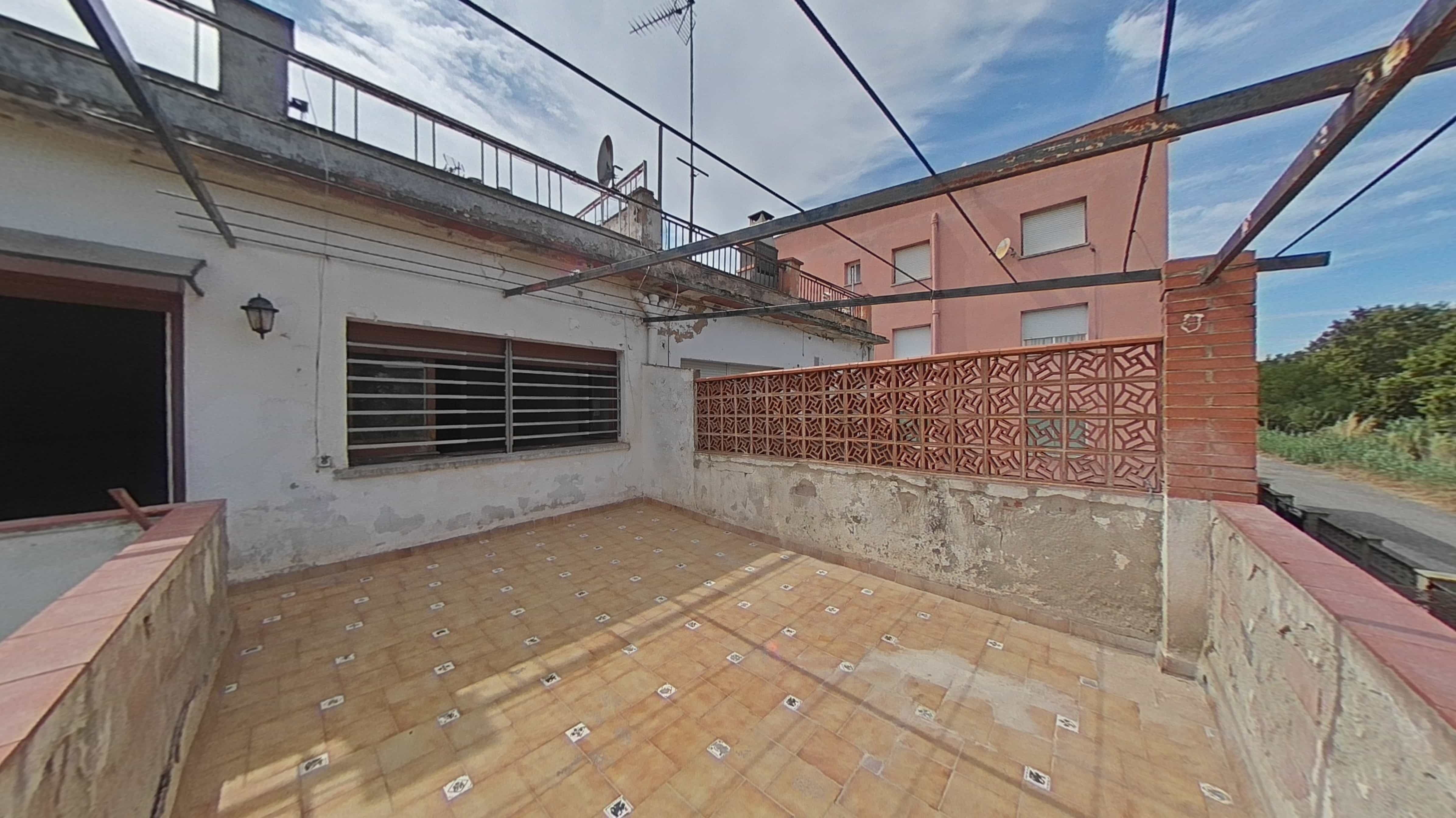 Townhouse for sale in avda Can Ribalta
