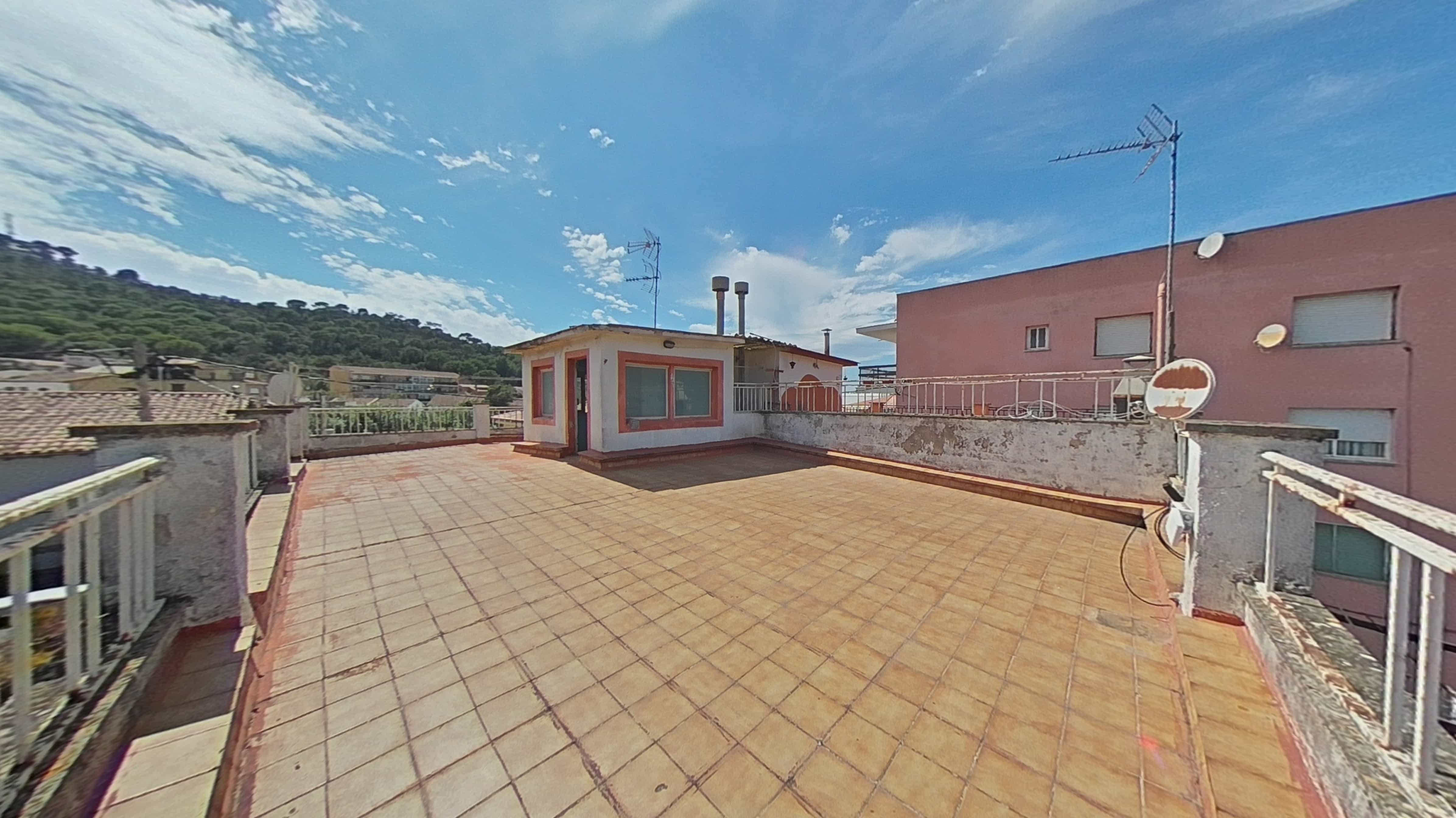 Townhouse for sale in avda Can Ribalta