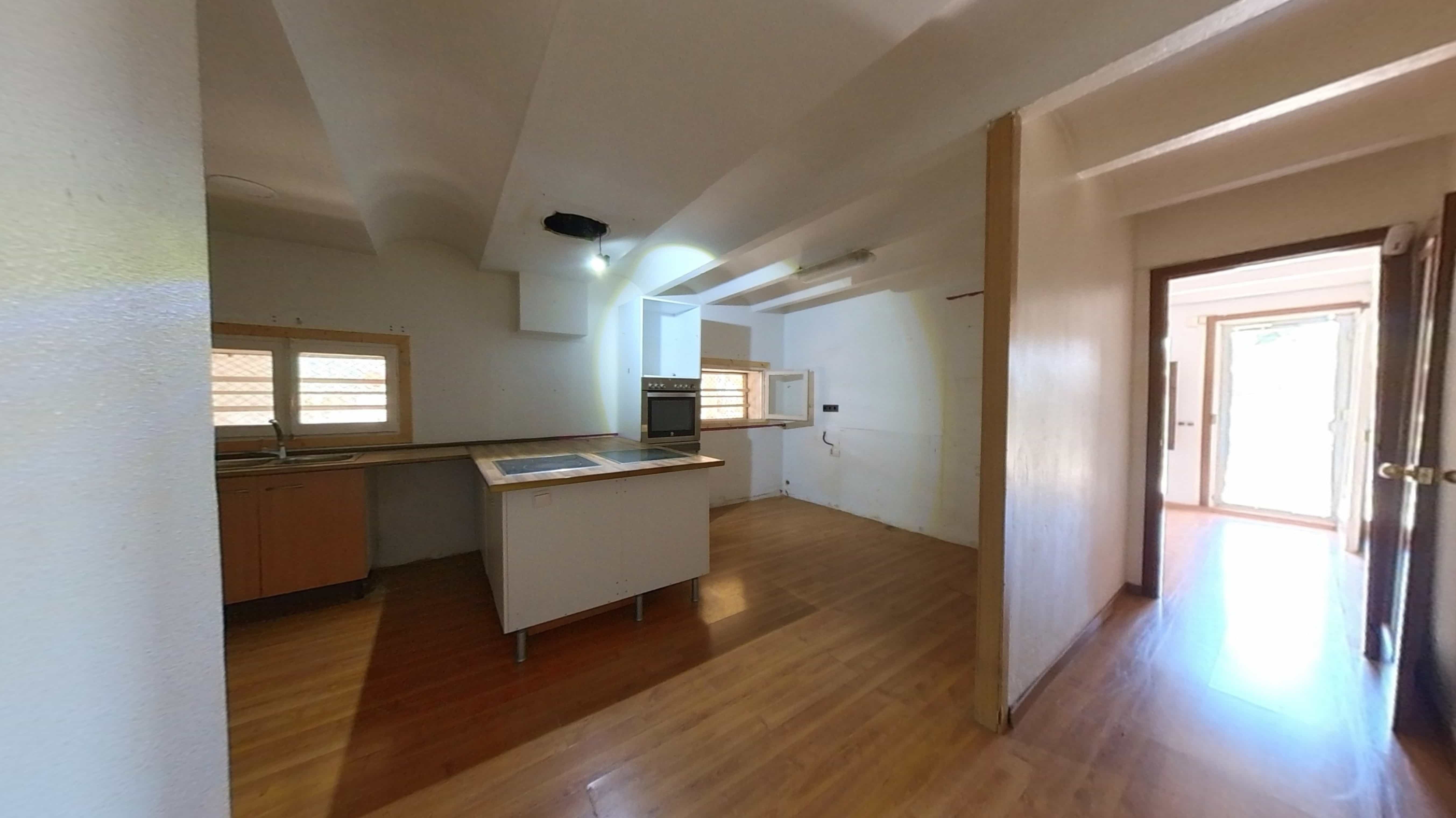 Townhouse for sale in calle Cucut