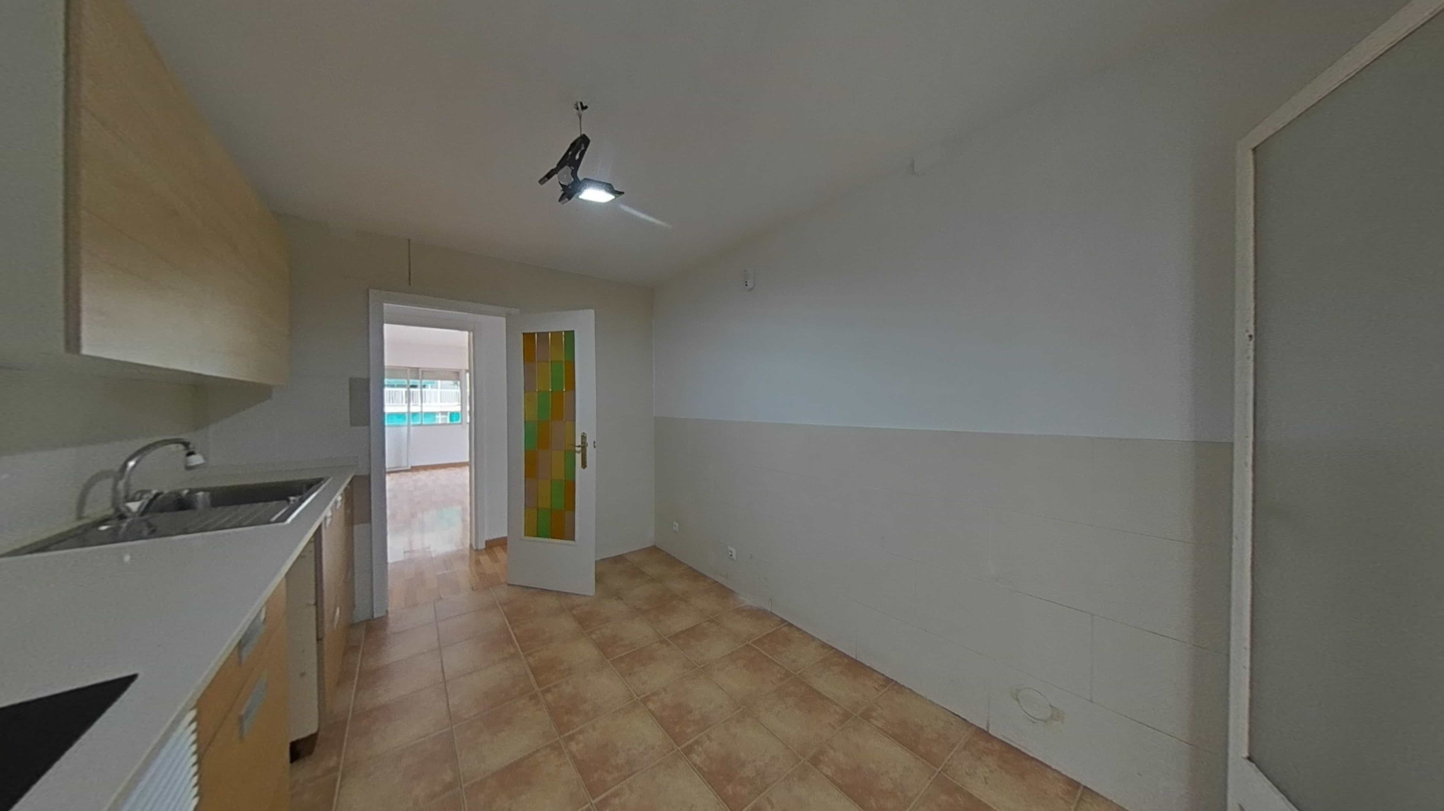 Piso en venta en calle Miguel Hernandez