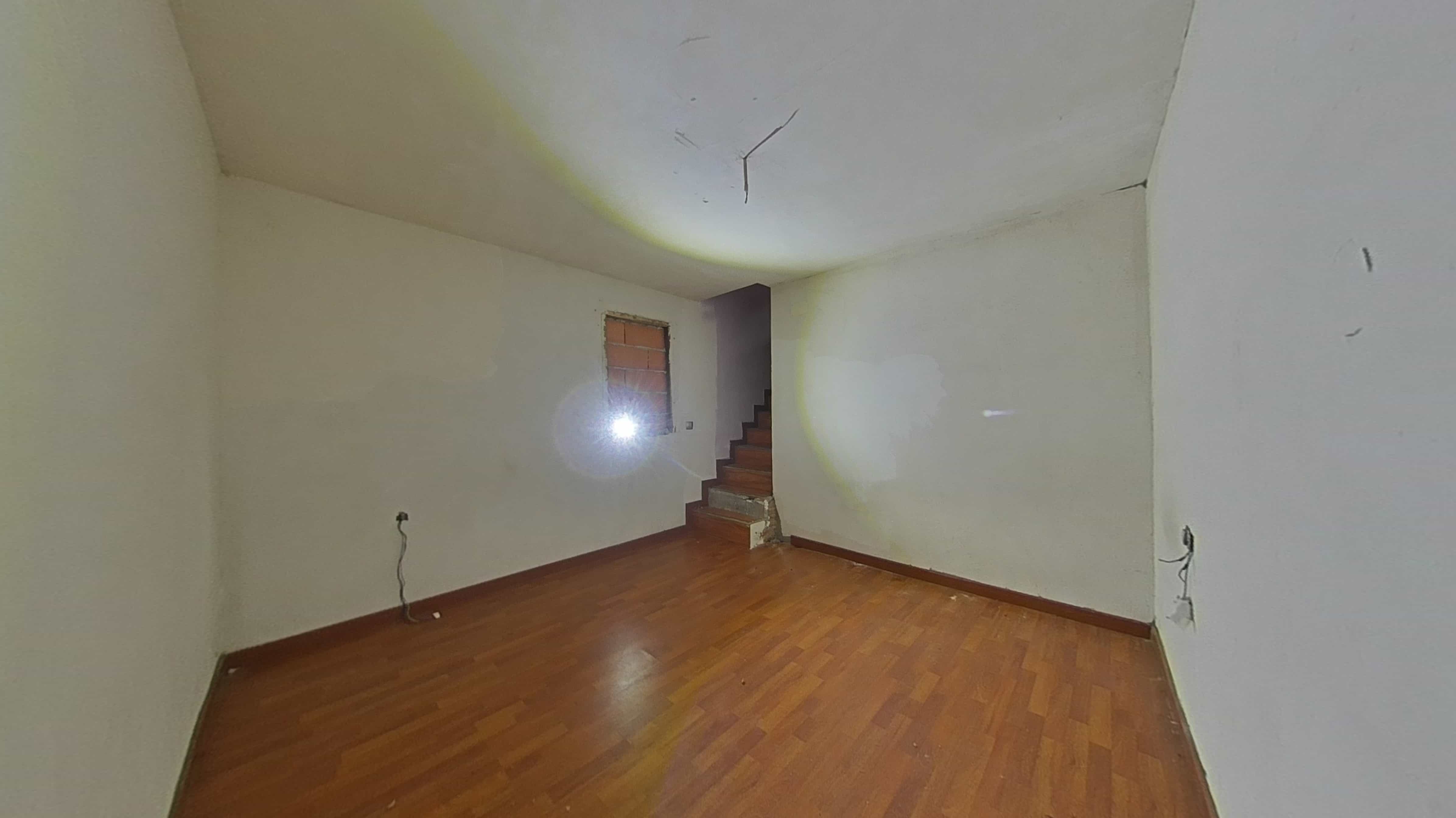 Townhouse for sale in calle Burgos